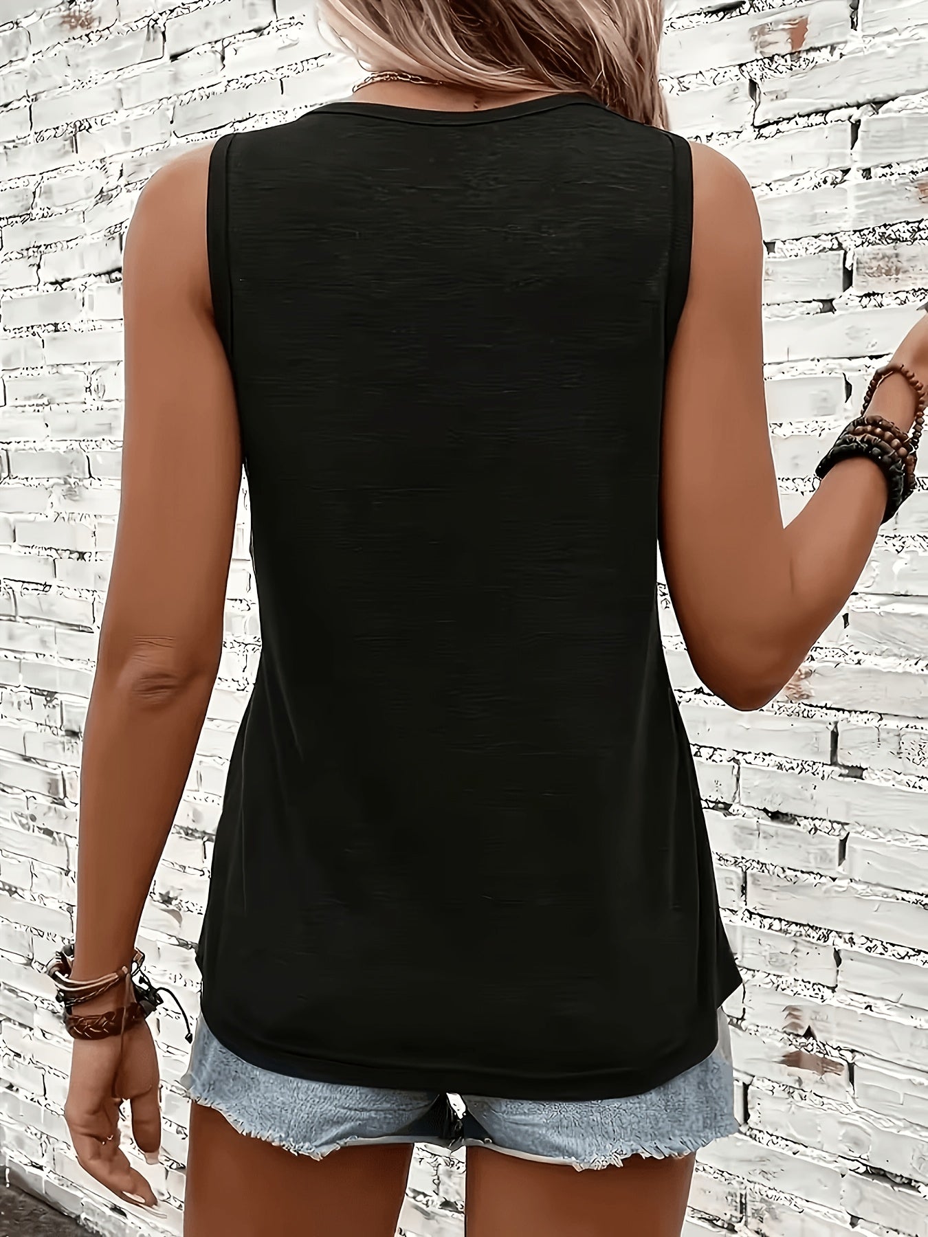 Plus Size, 1pc Plus-Size Women's Sleeveless Tank Top with Mantis Print Round Neck Stretchy Shirt - Non-Transparent Casual Casual Attire Suitable for All Seasons, Spring/Summer Layering Piece, Machine Washable Gift for Curvy Women (No)