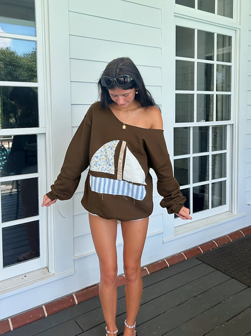 Women'S 3D Oversized Pattern Patch Off-Shoulder Long-Sleeved Sweatshirt, Sailboat Pattern, One-Shoulder/ Off Shoulder Pullover, Spring And Summer New Style, Women'S Clothing Blouse Tops