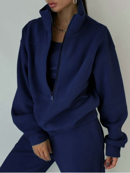 A Set of Autumn And Winter European And American Women'S Two-Piece Suits, Sweatshirts, Trousers, Fleece Sports, Street Fashion And Casual Suits
