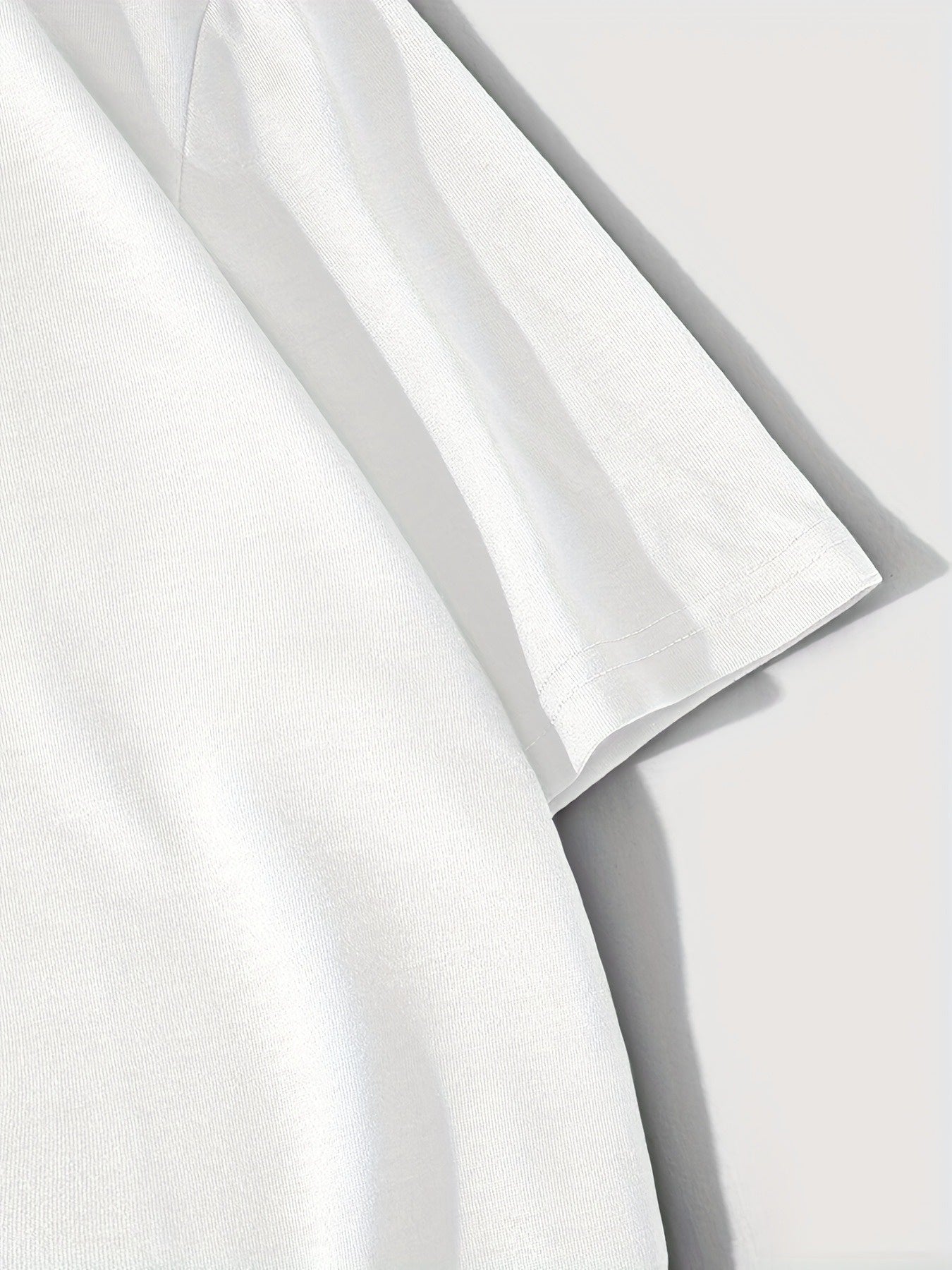 This Stylish Letter Print Women'S Round Neck T-Shirt Features a Minimalist Design, Is Comfortable And Breathable, Perfect for Everyday Casual Wear, Showcasing a Natural And Elegant Style, a Must-Have for Summer Parties, with Local Shipping