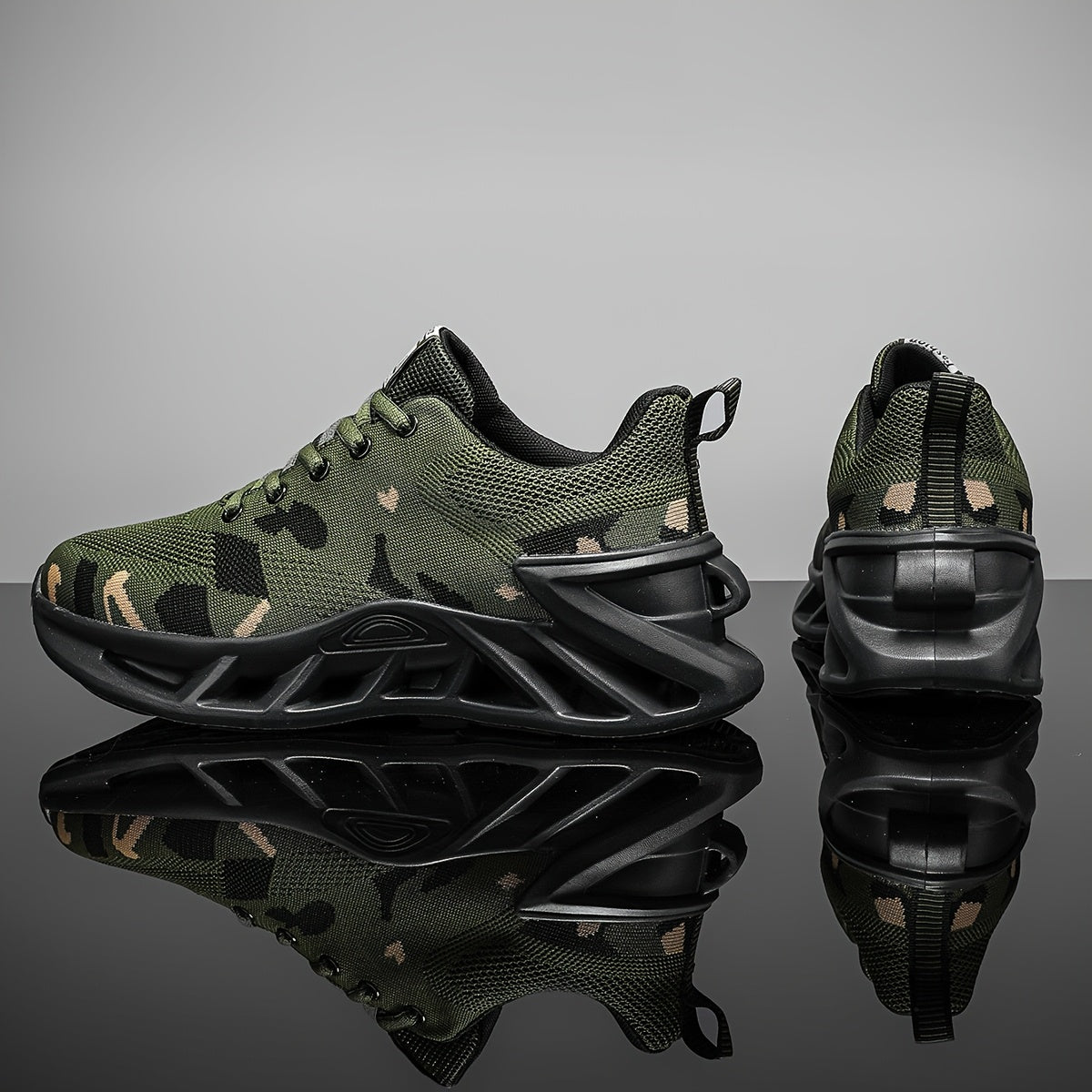 Camouflage Breathable Mesh Running Shoes, All-Season Low Top Lace-Up Sneakers with Rubber Sole And Fabric Insole for Casual Outdoor Sports