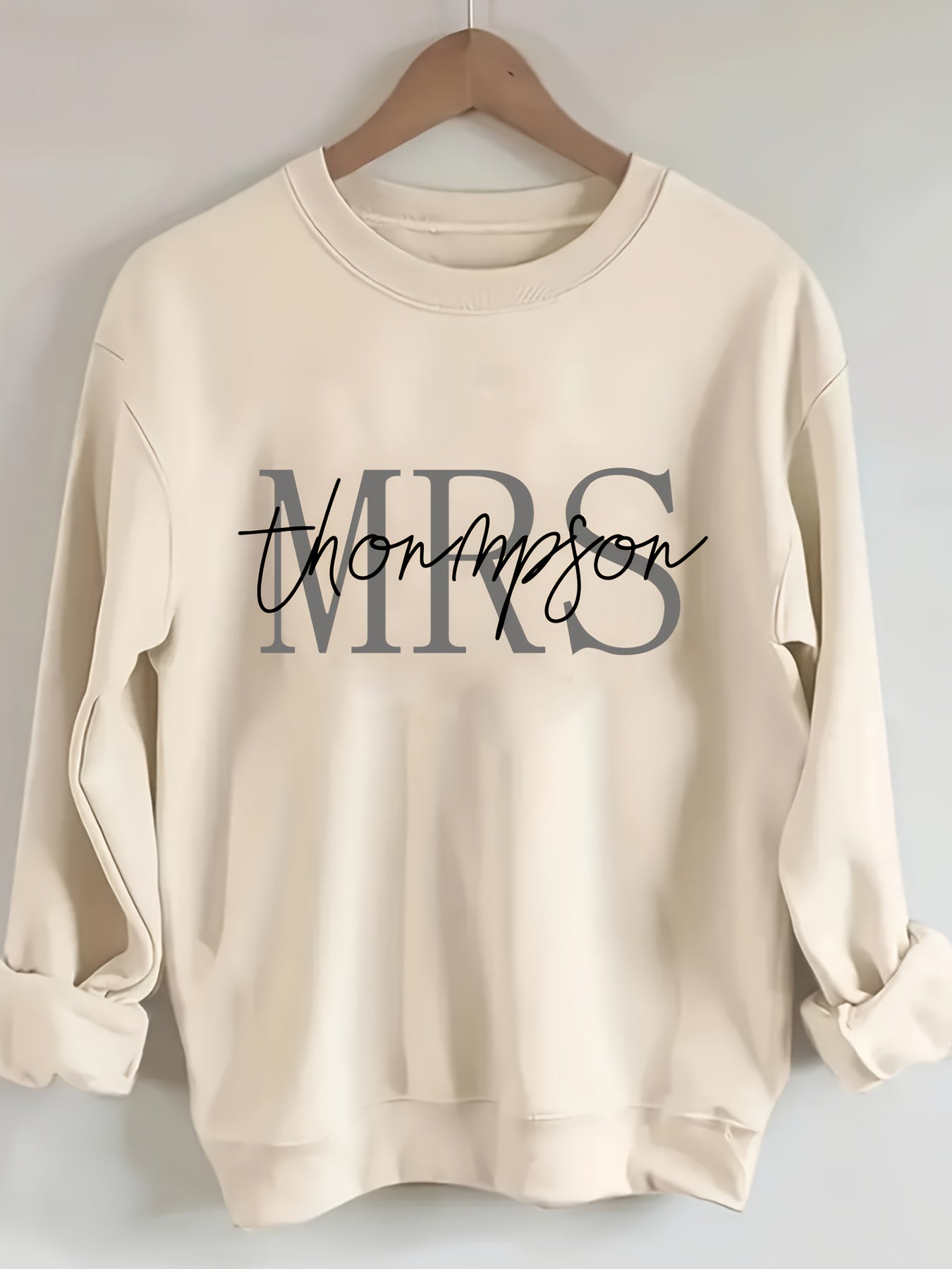 Customized Ladies' And Ladies' Pattern Hoodie - Round Neck Pullover, Casual Long Sleeved Round Neck Hoodie, Machine Washable Daily Comfortable Style, Soft Clothing, Autumn And Winter Sportswear, Seasonal Clothing
