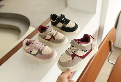 Kids' Running Shoes - Comfort Fit for Active Days 608037
