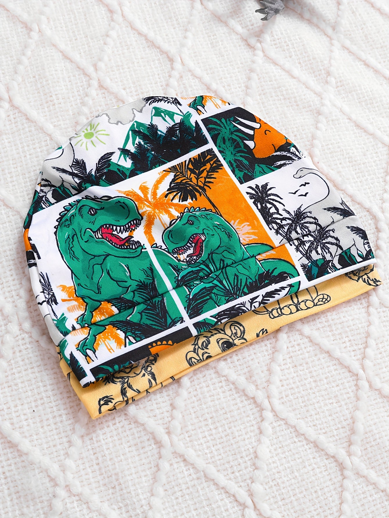 6pcs Boys' Autumn and Winter Set with Yellow Lion Patterns, White Dinosaur Cartoon Print Long Sleeve Rompers, Black Lion Print Pants, and Matching Hat - Cute Outfit, for Outdoor, Cold Weather Clothing, Seasonal Baby Wear, Playful Clothes, Comfortable Romp