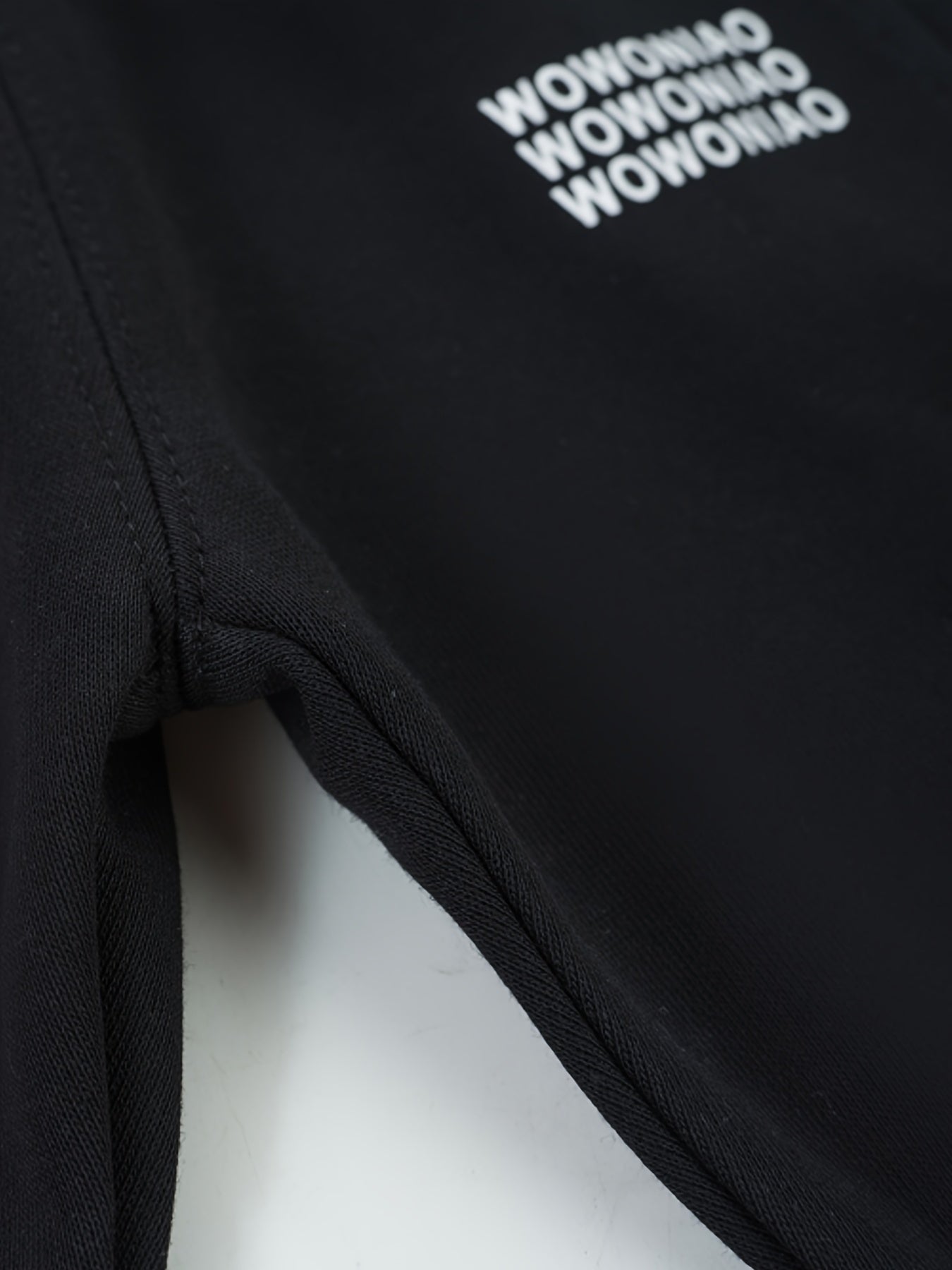 Wwowoniao Boys' Relaxed Fit Jogger Pants Made from a Featuring an Alphabet Design, Slightly Stretchy Knit Material, Equipped with Pockets, Suitable for Spring And Fall, Composed of 58% And 42% Polyester, Ideal for Outdoor Activities