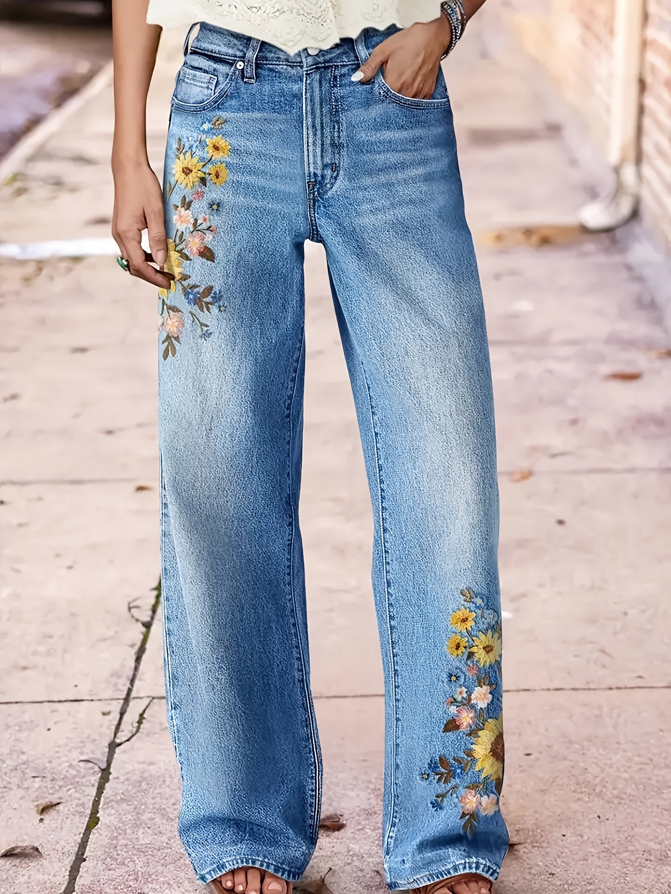 Women's High-Waisted Light Wash Jeans - Stretch Straight Pants with Beltless, Machine-Washable Casual Wear Suitable for Seasons