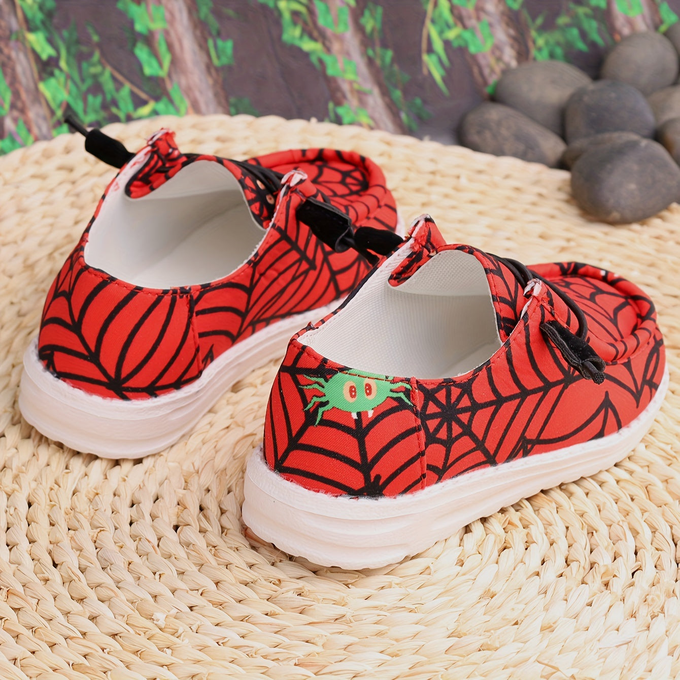 Lightweight And Breathable Mesh Sneakers for Boys, Perfect for Casual Wear Both Indoors And Outdoors During The Spring And Fall, Including Halloween Loafers