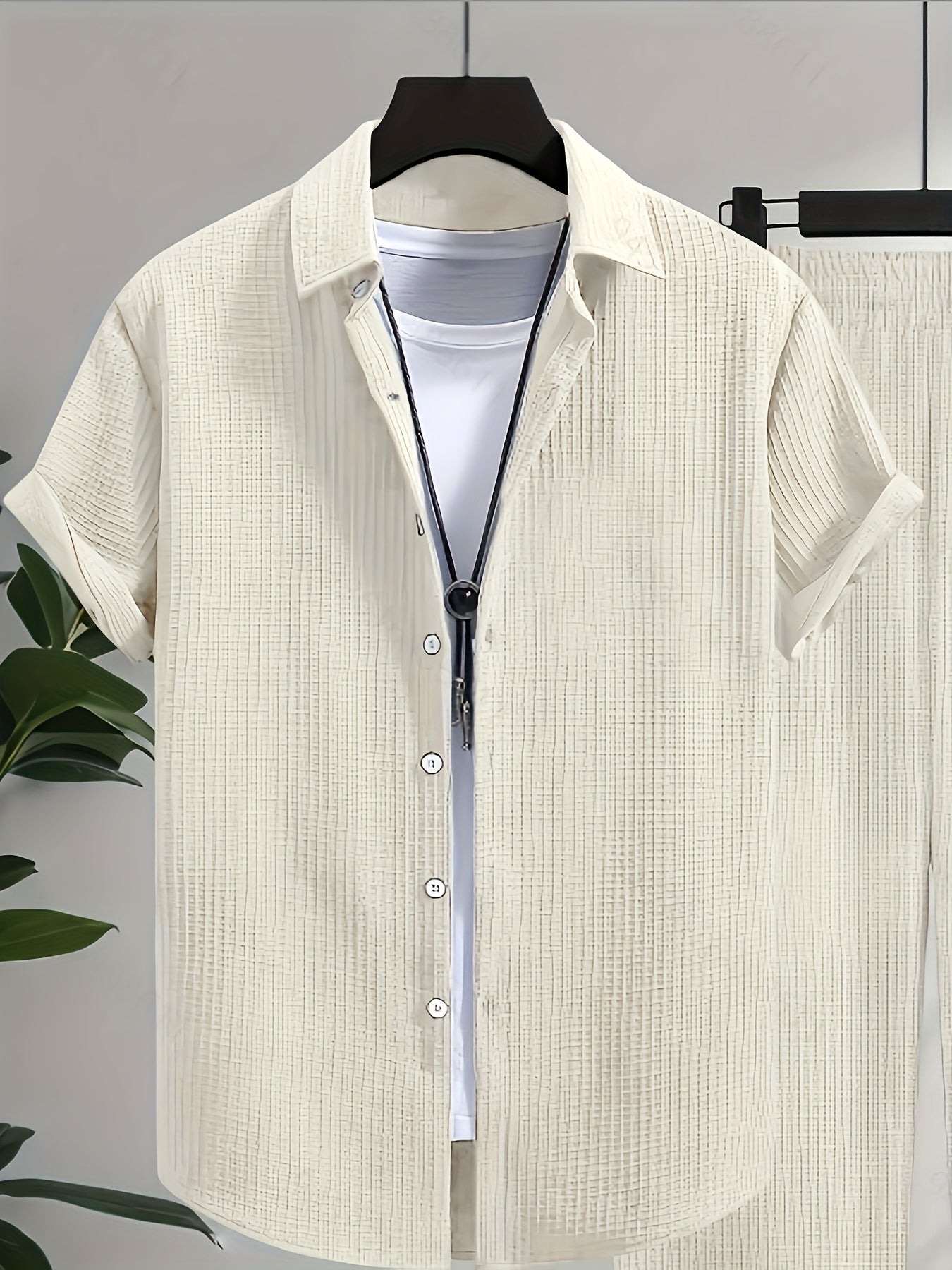 Men's Shirt Trousers Suit, Fashionable Bubble Plaid Simple Casual Lapel Short-sleeved Shirt And Solid Color Trousers Suit