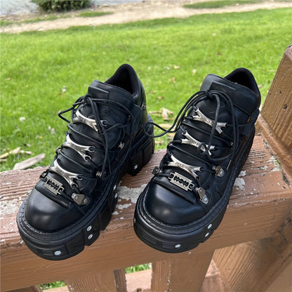 Casual Shoes with a Thick Sole And Black Metal Accents, Featuring a Unisex Retro Punk Design And Lace-Up Style