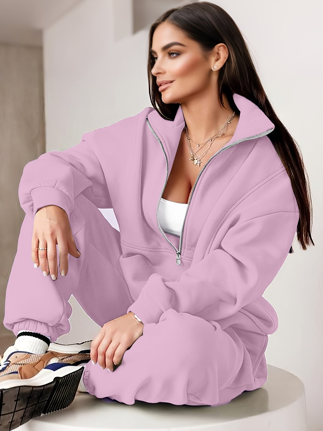 A Set of Autumn And Winter European And American Women'S Two-Piece Suits, Sweatshirts, Trousers, Fleece Sports, Street Fashion And Casual Suits