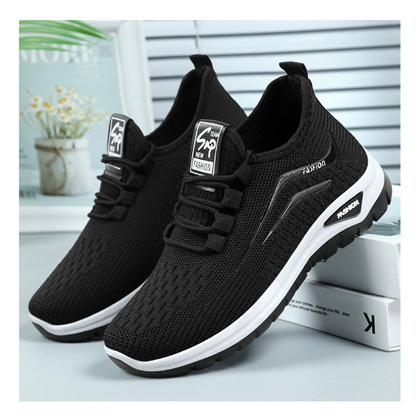 Lightweight And Breathable Slip-On Sneakers for Both Men And Women, Featuring a Woven Design That Prevents Slipping. These Outdoor Training Shoes Have a Pu/Fabric Upper And Lining, a Low-Top Round Toe Design, Making Them Perfect for Running