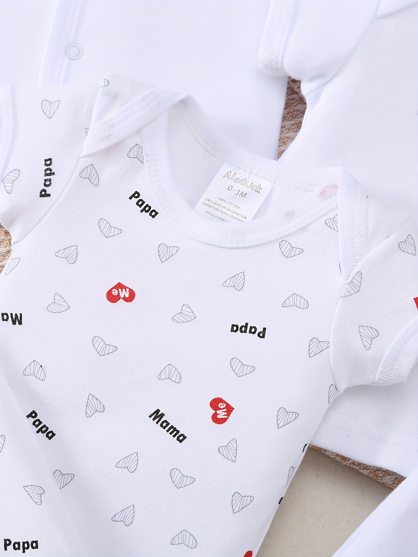 This 8pcs Soft Spring And Summer Set Is Suitable For Boys' And Girls' Clothing And Accessories With Heart Letters And Floral Patterns, Including Trousers, Hats, Bibs, Socks, Pants, Jackets And Tops, And Is Ideal For Outdoor Home Wear