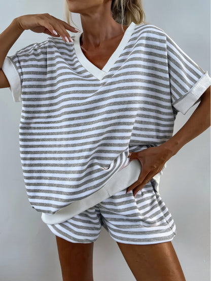 Women'S 2pcs Striped Lounge Set Short Sleeve V-Neck Top And High-Waist Shorts, Casual Athletic Sleepwear Outfit, Summer Sportswear