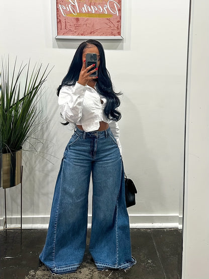 Loose-Fitting Flared Jeans for Women