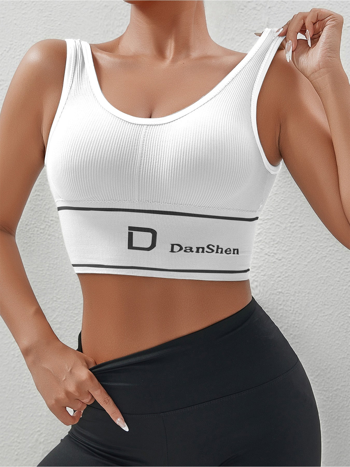 1pc EssElegance Plus-Size Push-Up High-Impact Wireless Sports Bra - Cross-Back Seamless Design with Removable Pads, Breathable Compression for Yoga, Running & Training