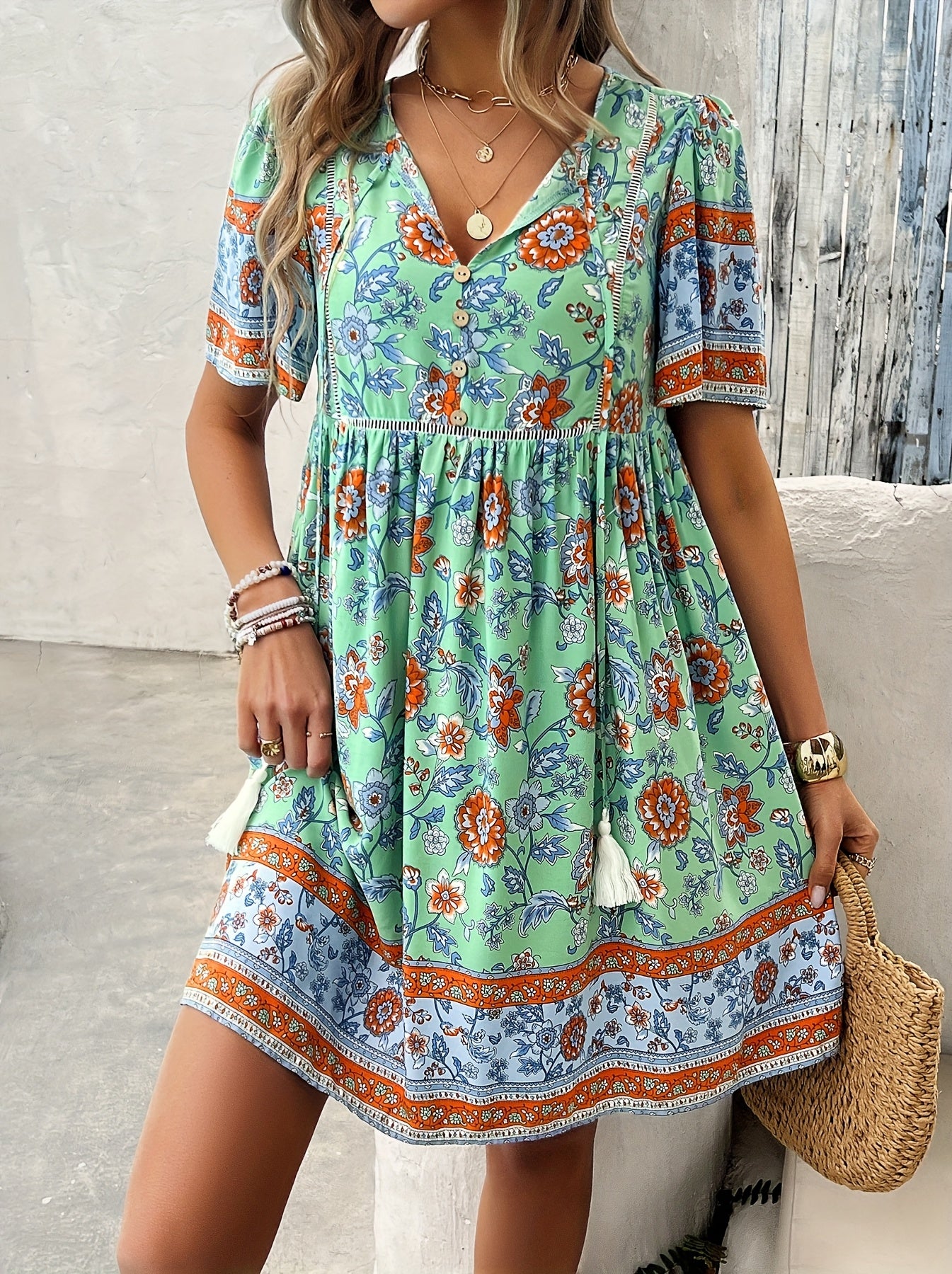 ZAFUL Summer Women's Dress, Women's Fashion New Elegant Romantic Bohemian Style Long Dress, Women's Fashion Deep V-neck Princess Sleeve Design, Fluffy High Waist Tassel Dress, Fashion Holiday Dress