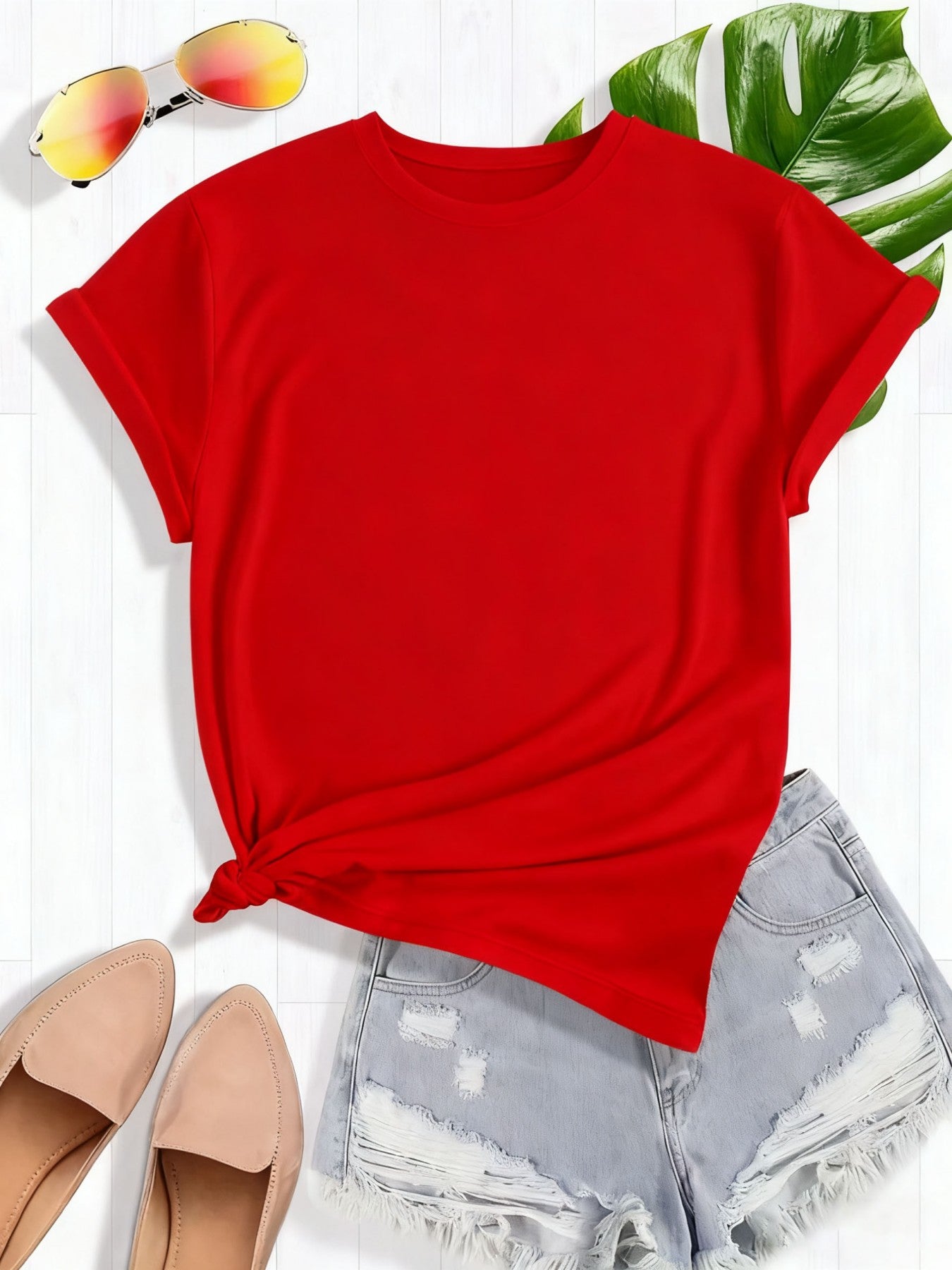Trendy Anime Graphic Women'S Round Neck T-Shirt Made from Pure, Featuring a Minimalist Design That Is Both Comfortable And Breathable, Perfect for Everyday Casual Outfits. It Highlights a Natural And Sophisticated Look