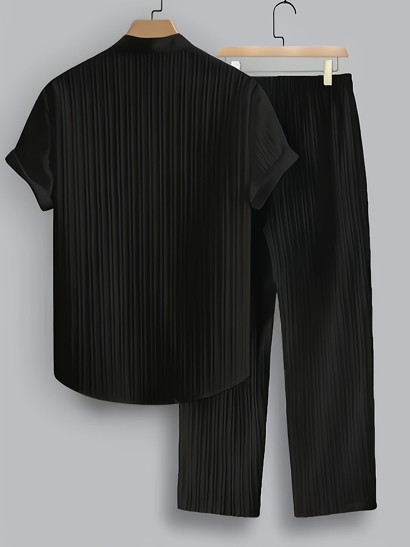 Men's 2pcs Striped Shirt and Trousers Set, Regular Fit, Casual and Comfortable, Striped Short-sleeve Shirt, Button- Lapel Shirt, Suitable for Daily Wear and Beach Vacations