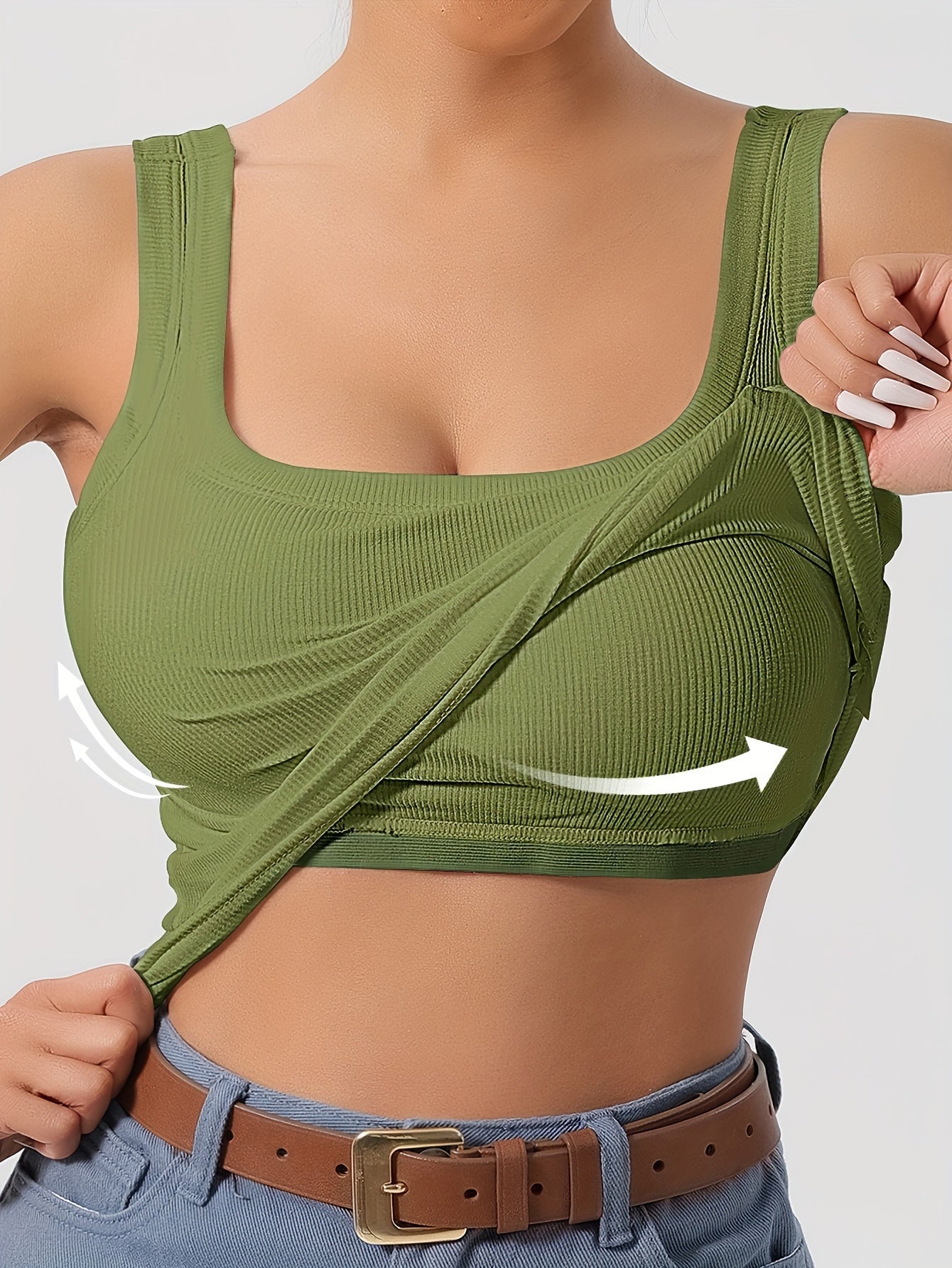 A Plain Scoop Neck Tank Top, Perfect for Casual Summer Wear, Featuring Removable Chest Padding for a Slim Fit, Designed for Women