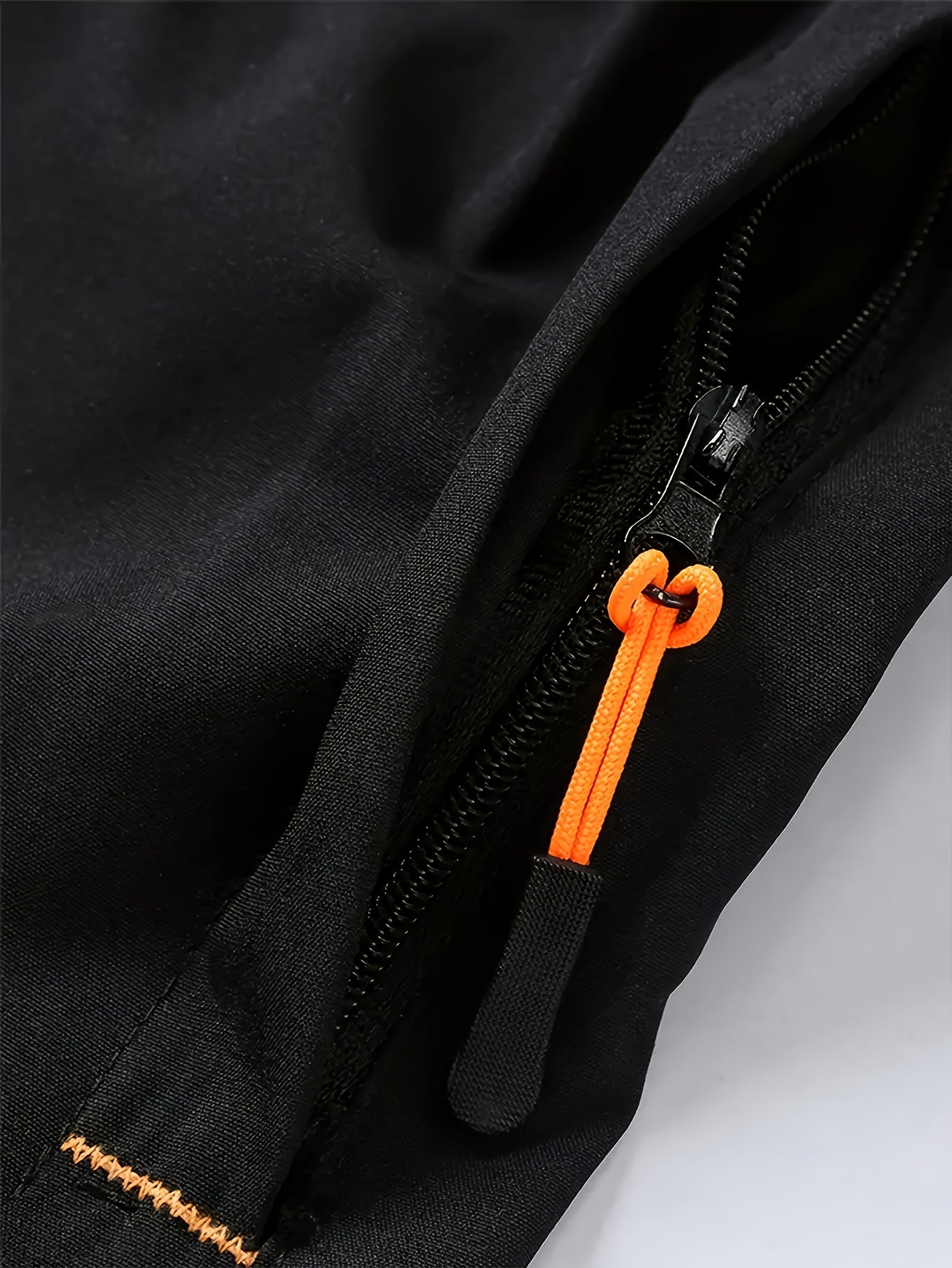 3 PCS Men's Stylish Athletic Shorts, Black Drawstring Design, Zipper Pockets, （Includes wristband）Ideal for Summer Workouts and Outdoor Activities, Plus Size Shorts
