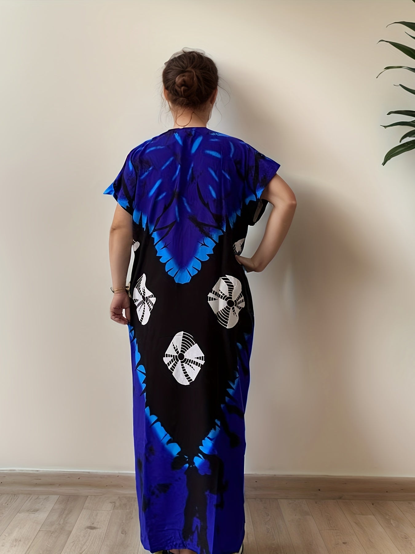 Elegant Ramadan Kaftan Dress: Middle Eastern Women's Long Sleeve, Floral Print, Rayon/Viscose, Seasonal, Straight Cut,, Sari Style, Suitable for All Seasons