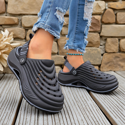 Women'S Perforated Shoes, Thickened, Lightweight Anti-Slip EVA Slip-On Shoes, Suitable for Indoor And Outdoor Beach, Garden in Summer, Women Shoes