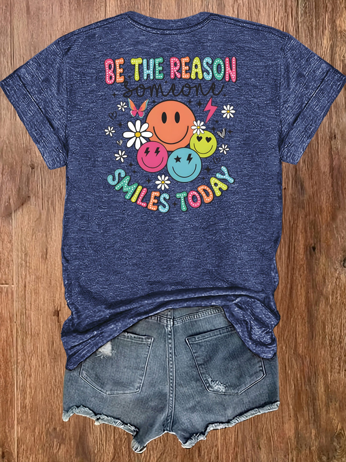 Women'S Casual Sports T-Shirt | Fun smiling Face Design, Lightweight & Breathable Fabric, Perfect For Beach And Park Outings - A Versatile And Trendy Addition To Your Wardrobe For Endless Joyful Adventures