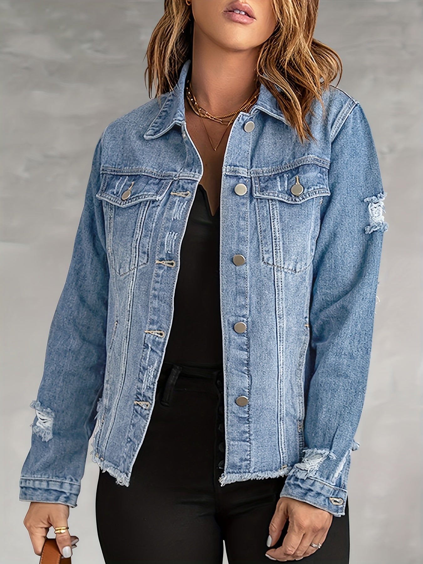 Women's Ripped Washed Button-Up Boyfriend Denim Jacket Coat with Pockets, Casual Classic Distressed Denim Outerwear TZ001