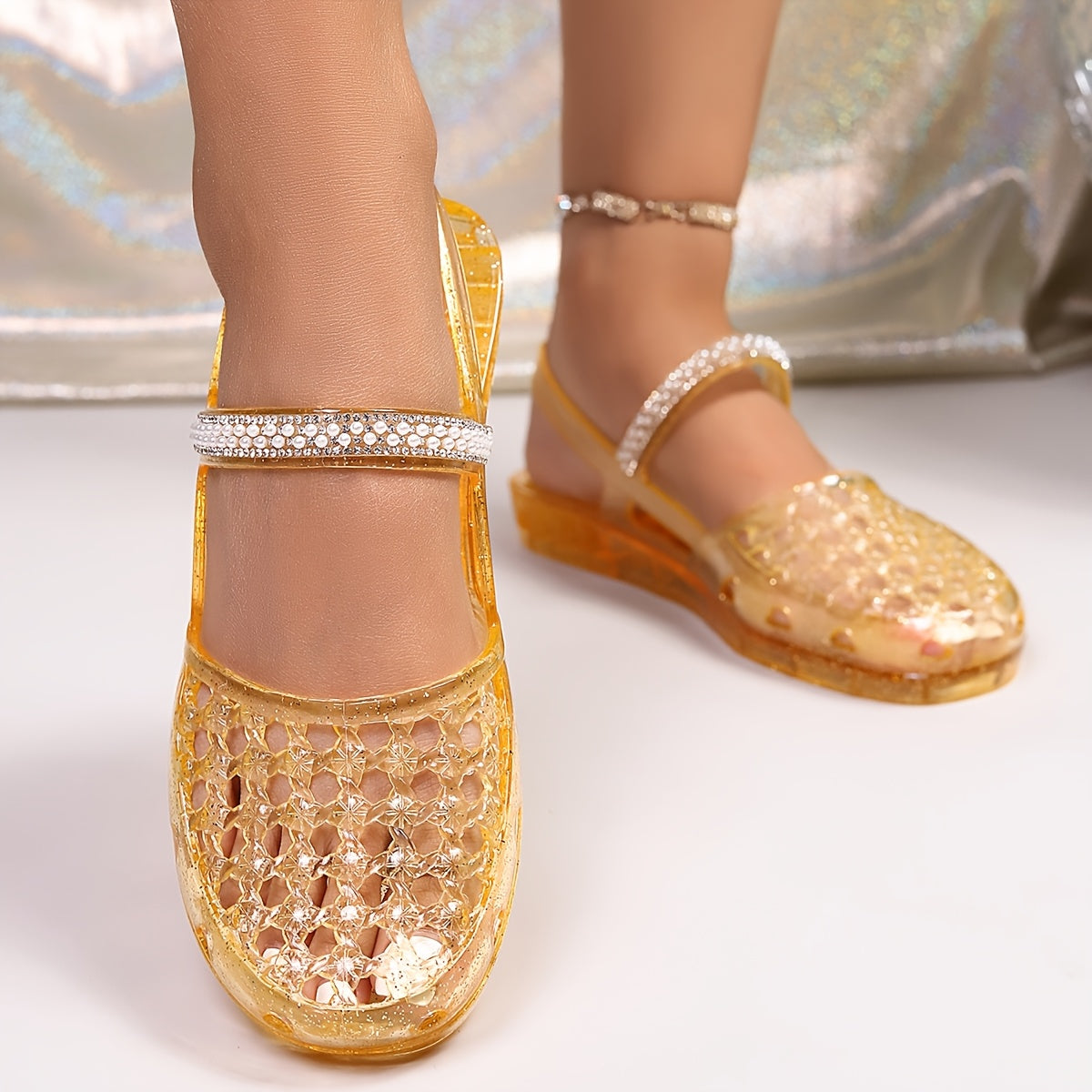 [Summer Flat Slippers] Local Delivery Women's Summer Flat Slippers Summer Slippers Fashion Outdoor Slippers, Women Shoes