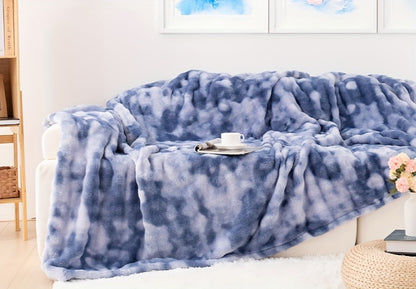 Faux Rabbit Fur Cozy Throw Blanket - Machine-Washable Travel Style