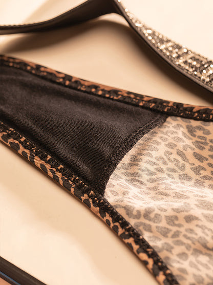 5pcs of Alluring Thongs for Women, Adorned with Rhinestones, Featuring a Low-Rise Design. These Soft And Breathable Panties Offer Comfort And Good Elasticity, Making Them Ideal for Everyday Wear, Sports