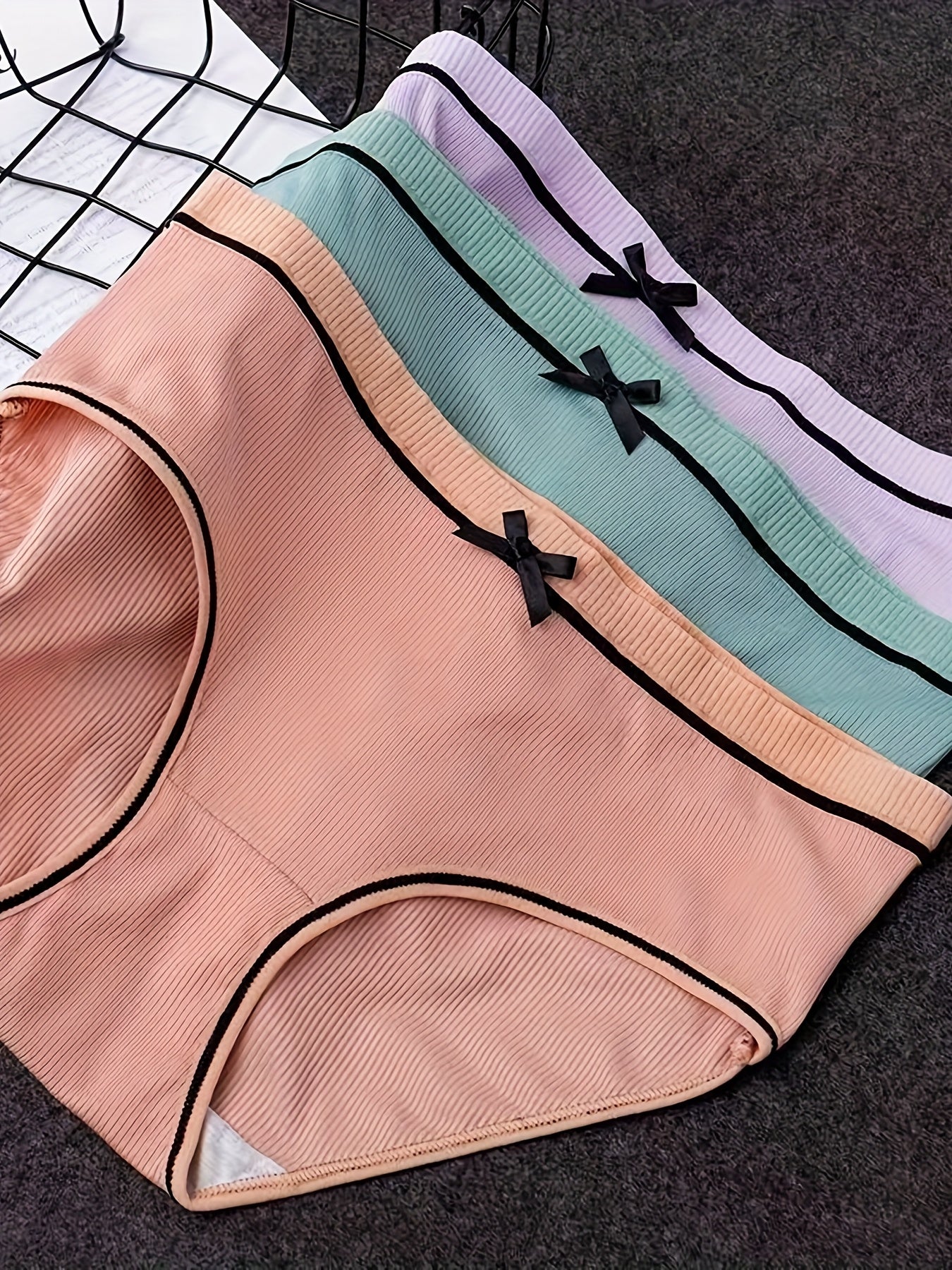 Random 12 Packs Cute Girls' Striped Triangle Panties With Bows, Comfortable And Breathable For Casual Sports, Available In Random Colors.