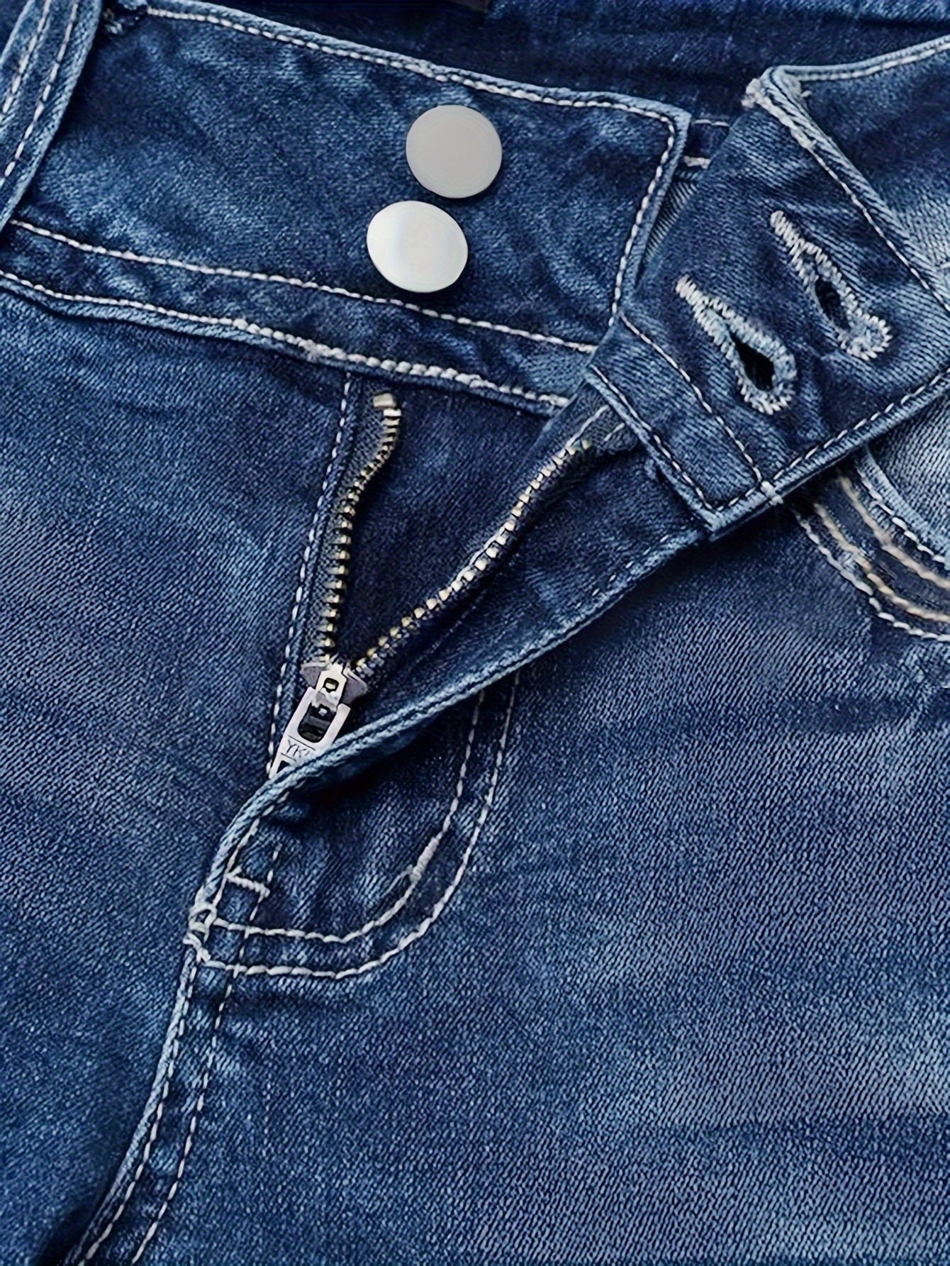 Slim Straight Leg Jeans for Women with Elastic, Angled Pockets, Traditional Double Button Fastening, And Comfortable for Everyday Wear