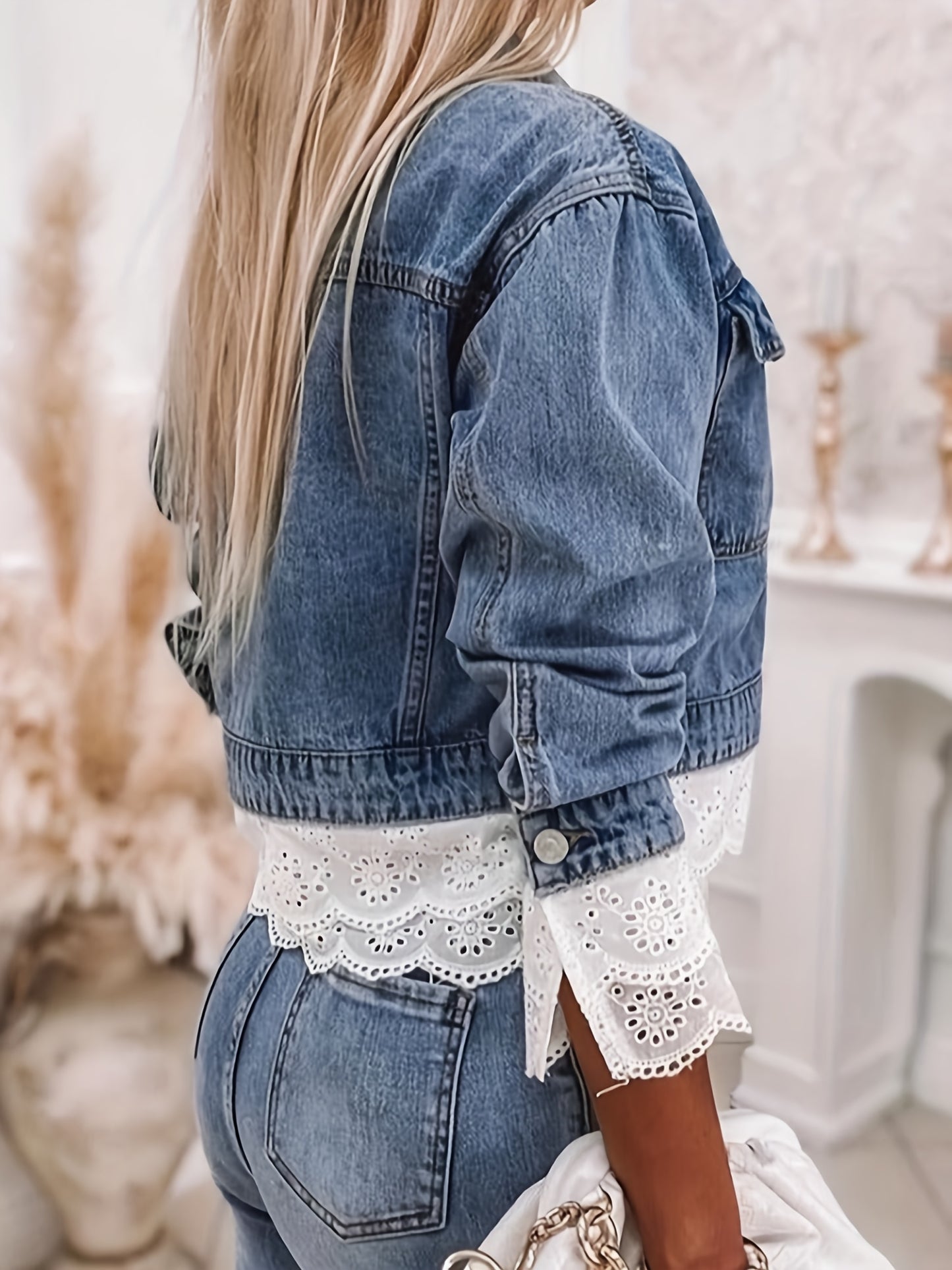 Plus Size Women's Casual Short Denim Jacket with Lace Trim - Machine Washable Spring/Fall Layering Piece, Contrast Lace Edging & Classic Denim Design for Everyday Outfits, Casual Wear Jacket | Plus Size Fashion | Stylish Contrasts