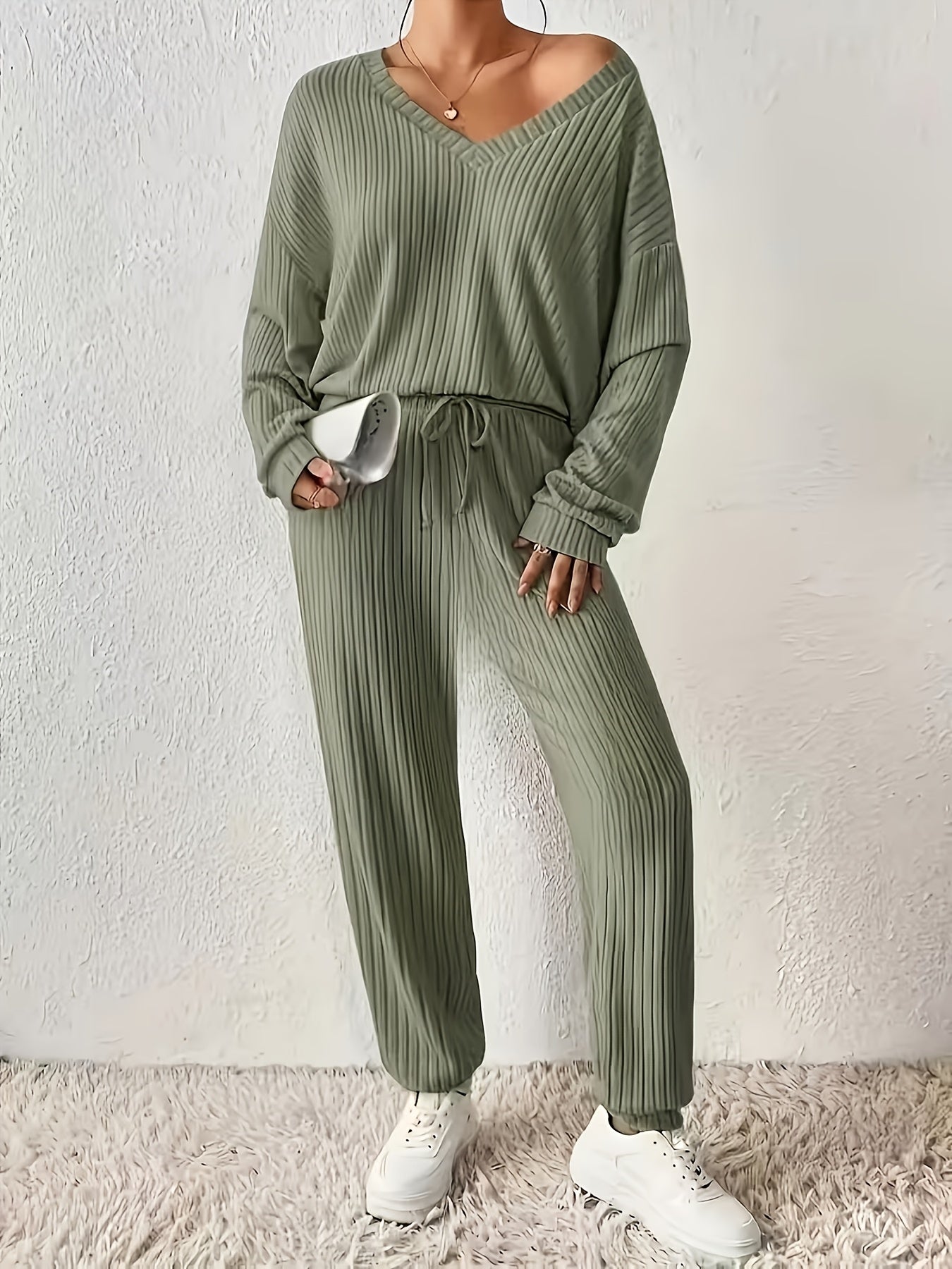 Women'S Loungewear Set, Top with Long Pants. Women'S Apparel, Women'S Summer Clothing, Women'S Summer Outfits, Women'S Popular Outfits, Women'S Set, Women'S Two-Piece Outside Twopiece Set Women'S Autumn Two-Piece Set Women'S Clothing