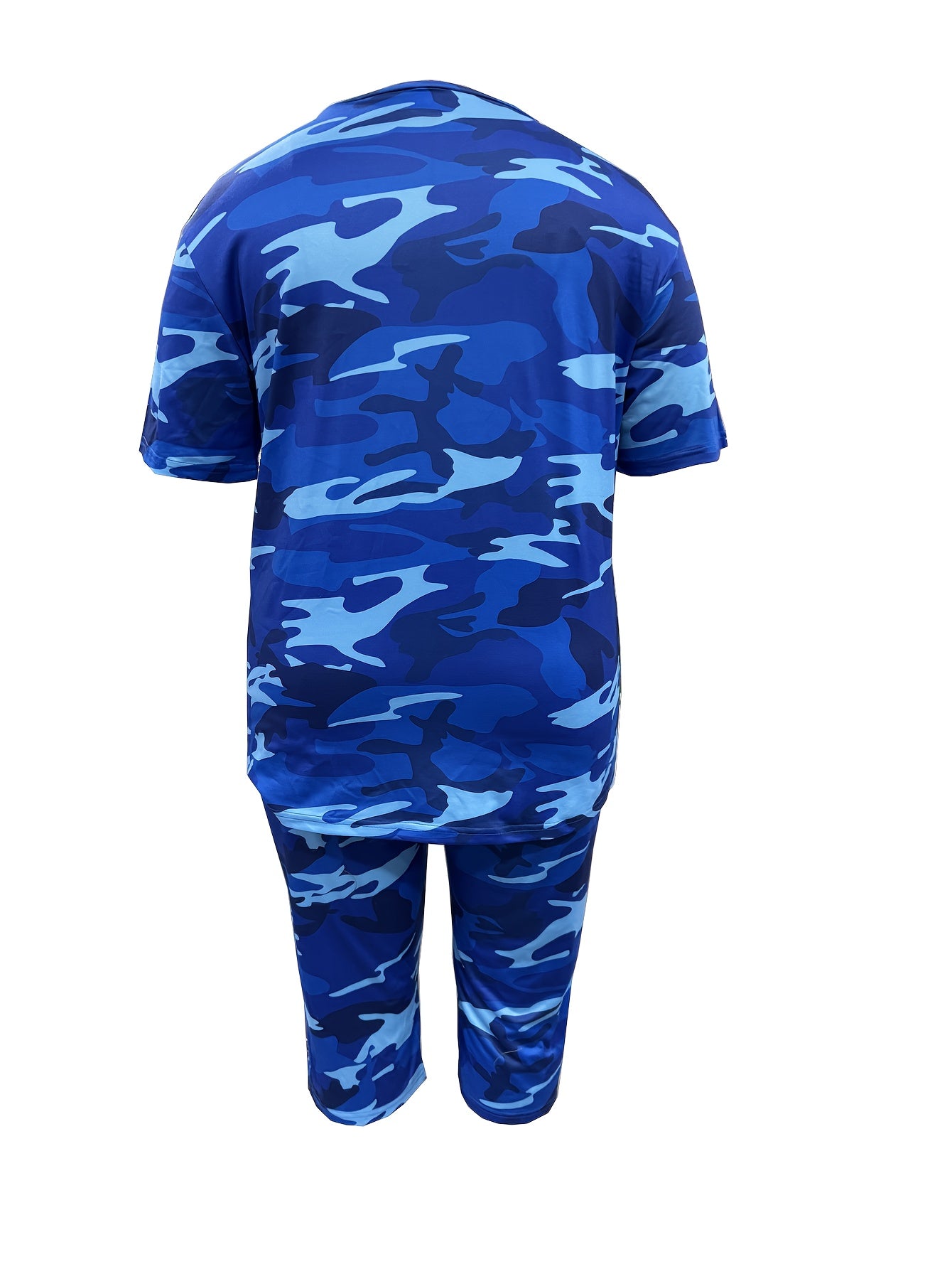 Plus Size - Plus Size - Women'S Plus Size Fashion: Camouflage Print T-Shirt with Round Neck And Cropped Pants Set, Casual Two-Piece Outfit