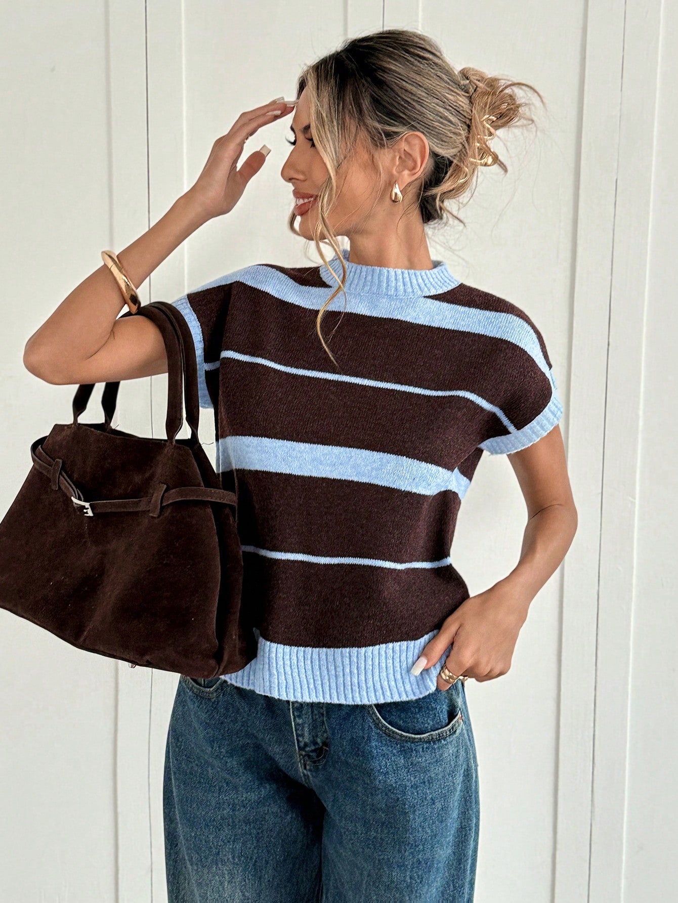 Women'S Striped Sweater - Fall/Winter Cozy, Short Sleeve, Trendy Chic, Breathable Knitwear, Ideal for Casual Fridays, Coffee Dates, Outdoor Gatherings