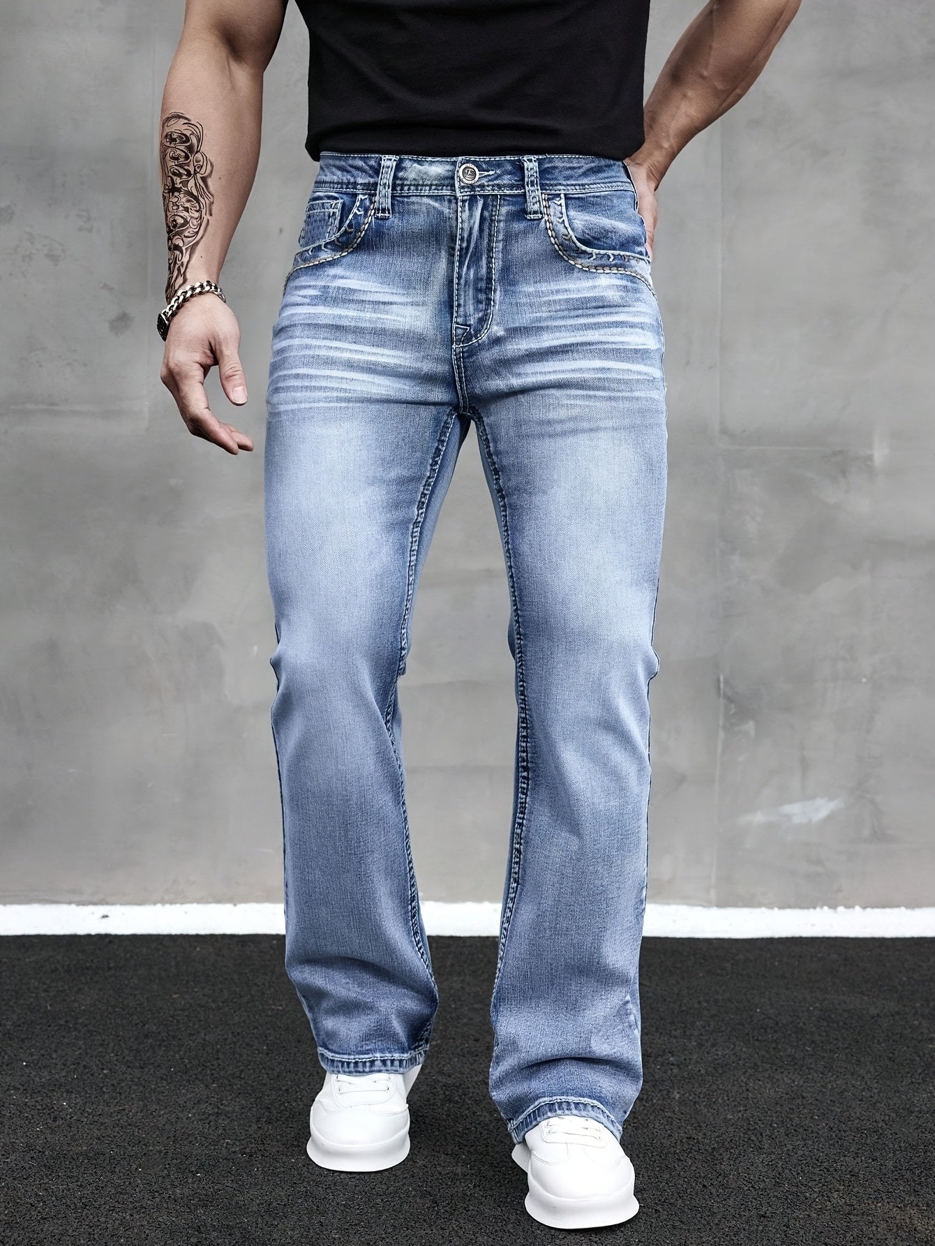 ESDVQ Men's Slim-Fit Classic Washed Denim Bell-Bottom Jeans - Mid-Stretch Machine-Washable Flared Pants with Suitable for All-Season Wear, Comfortable Stretchable Bell-Bottoms for Casual & Dressy Outfits