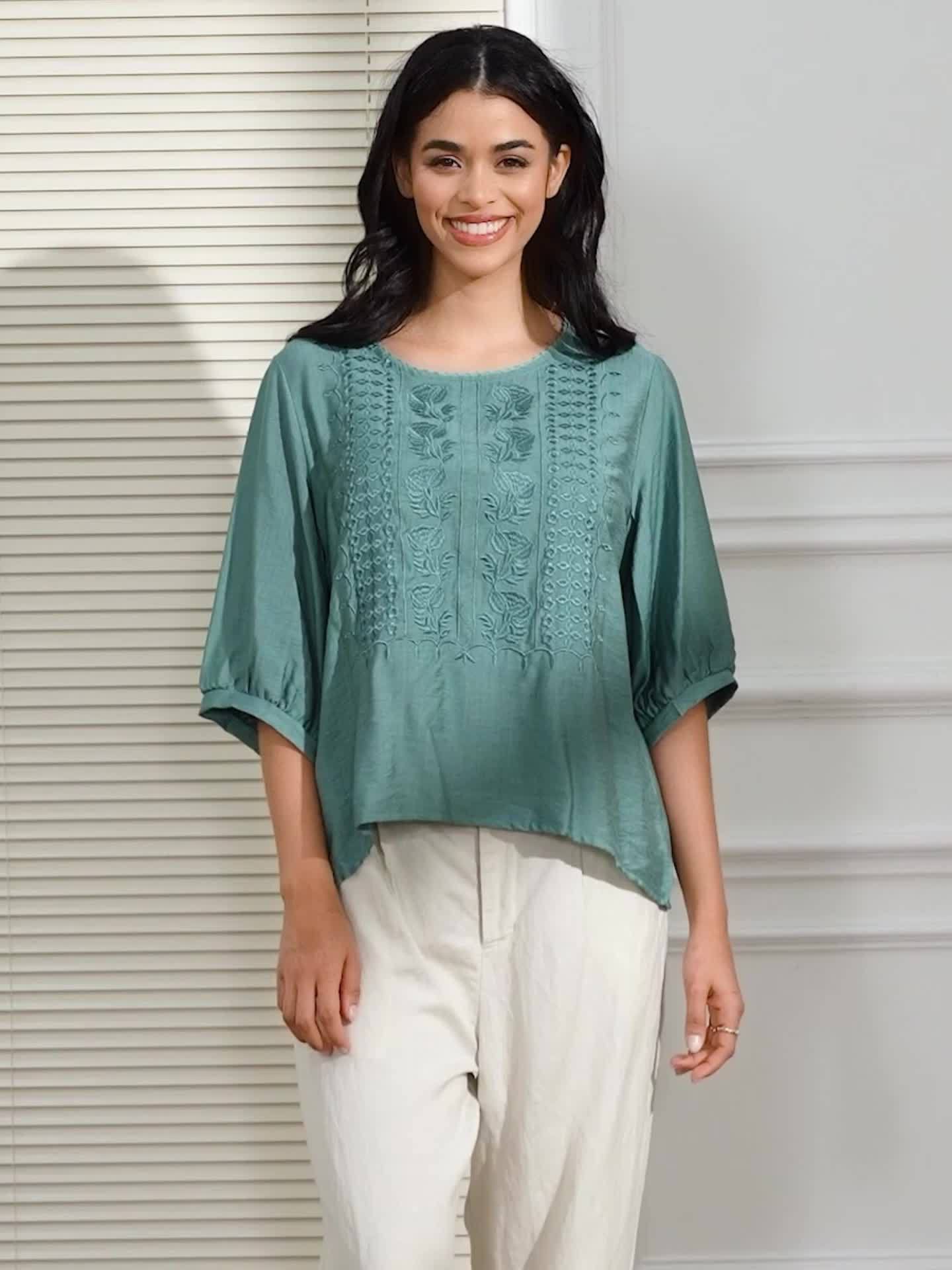 Women'S Embroidered T-Shirt in Various Colors and Sizes