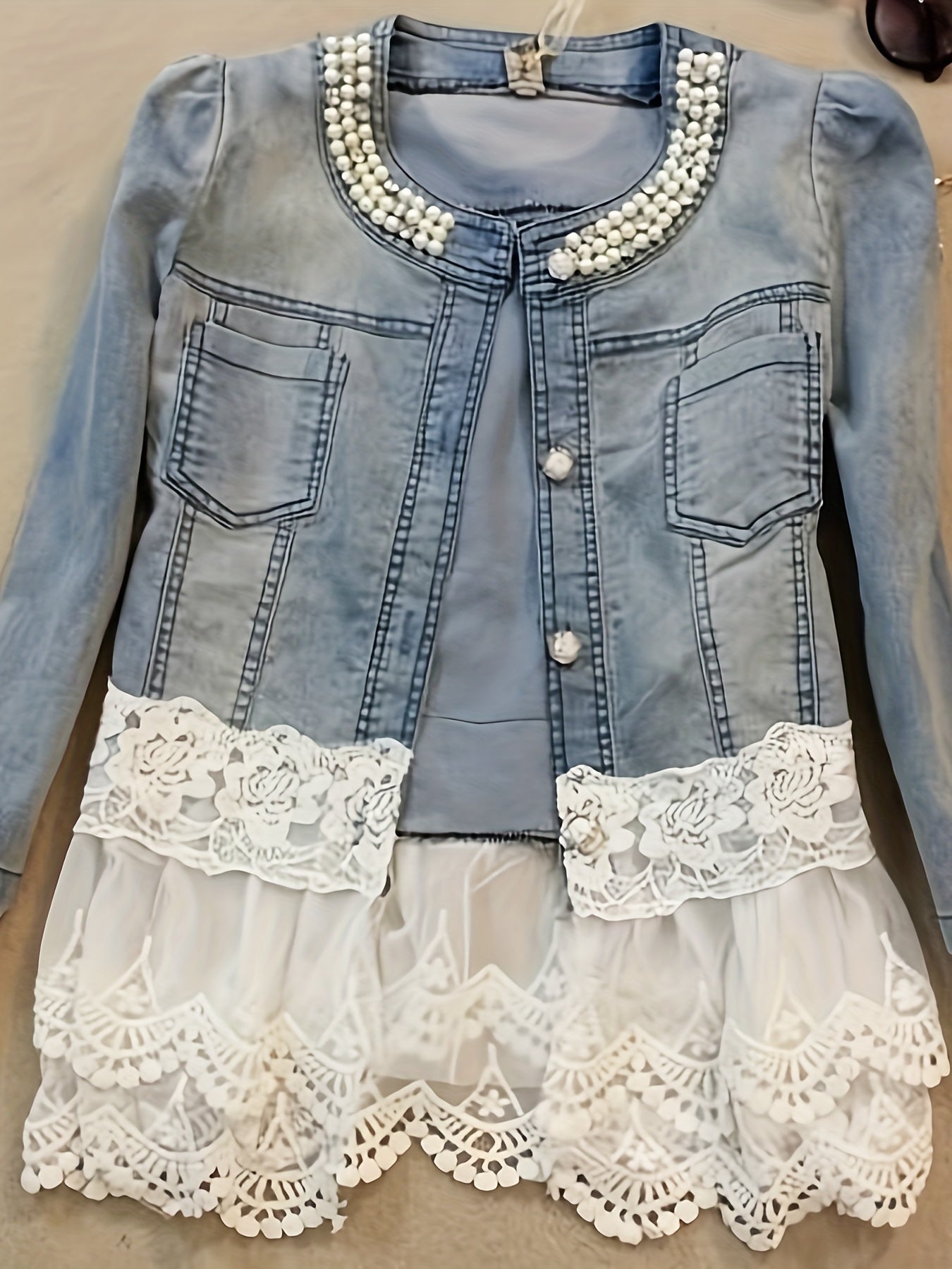 Women'S Casual Jacket, Lace Floral Pattern, Exquisite Buttons, Daily Fashion Beaded Denim Jacket, Very Suitable for Spring And Autumn