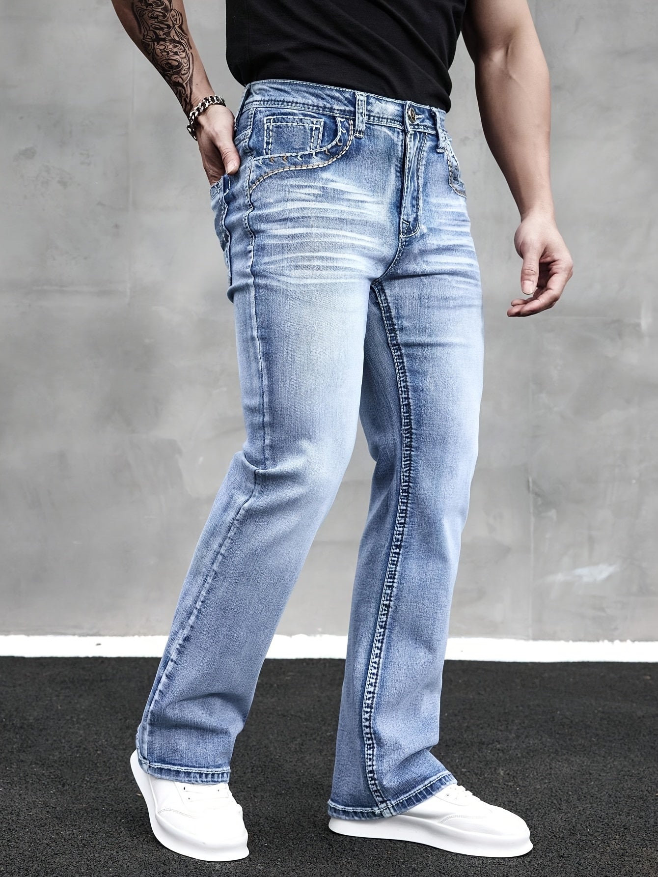 ESDVQ Men's Slim-Fit Classic Washed Denim Bell-Bottom Jeans - Mid-Stretch Machine-Washable Flared Pants with Suitable for All-Season Wear, Comfortable Stretchable Bell-Bottoms for Casual & Dressy Outfits