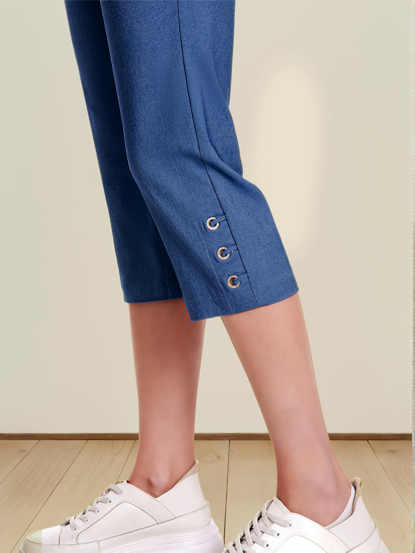 Women's Pull On Straight Leg Capri Pants Stretch Comfort Fit with Eyelet Detail And Two Pockets