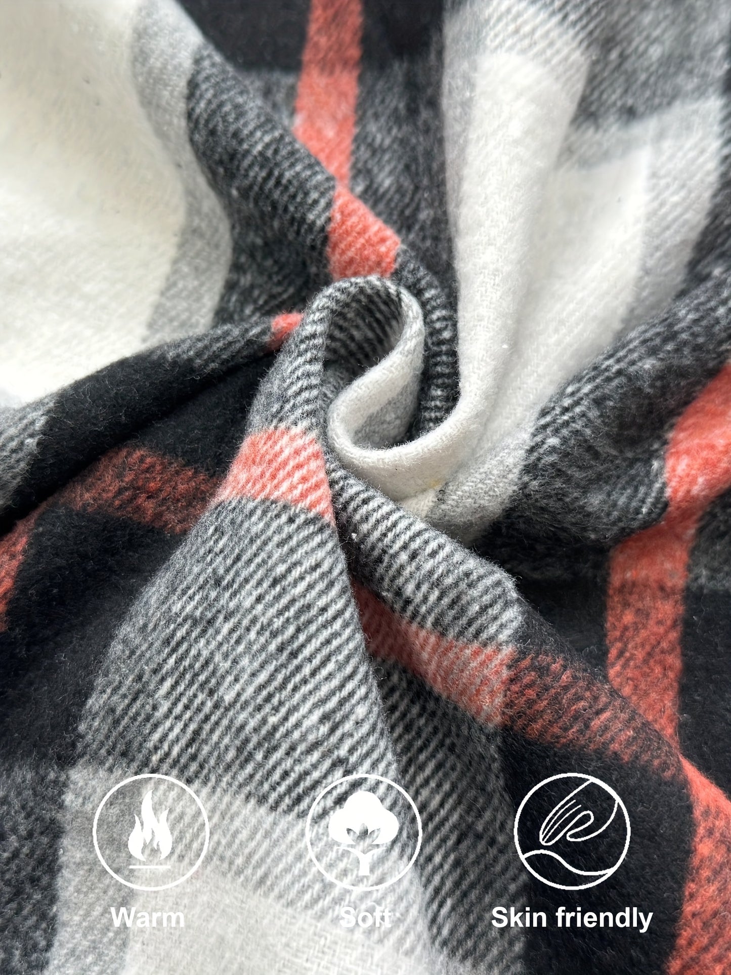 This Unisex, Retro-style Casual Shirt Features A Classic Plaid Design And A Minimalist Aesthetic. The Collared Design Makes It Suitable For Year-round Wear, And The Loose, Comfortable Fit Caters To Various Styling Needs. A Small Gift Is Included.