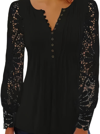 Casual Women'S Clothing in Larger Sizes, Featuring a Comfortable Blouse with Lace Hem Sleeves, a Pleated Design, And a Easy Button-Up T-Shirt Suitable for Home, Leisure, And Outdoor Activities