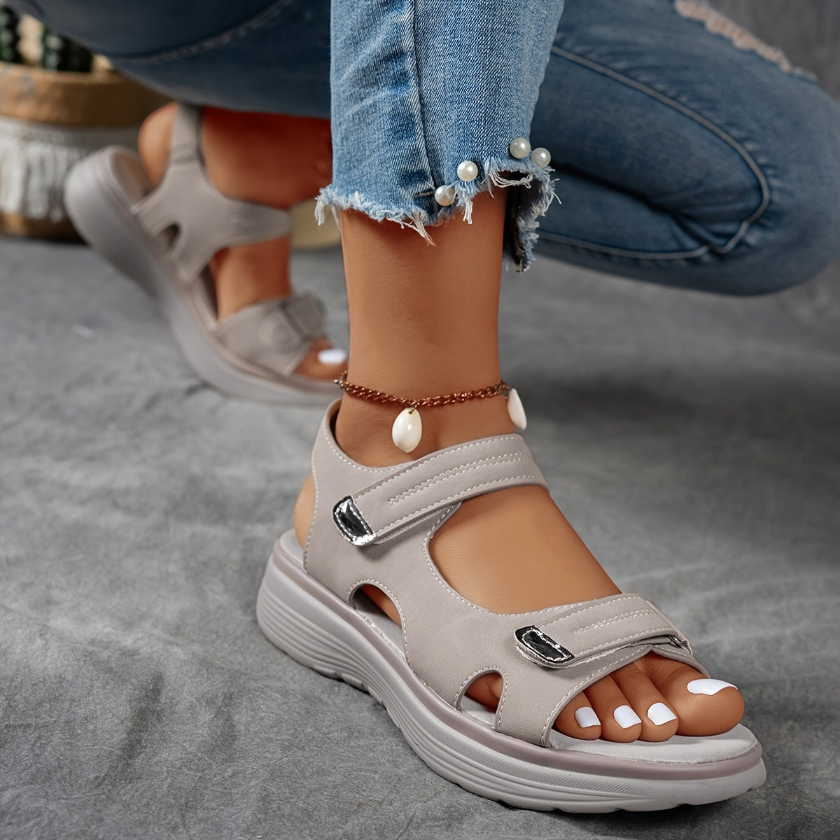 Women's Wide-Fit Thick Platform Sandals with Arch Support & Shock Absorption - Cushioned Sole, Adjustable Hook-and-Loop Back Strap, Open-Toe Traction Heel Suitable for Wide Feet, Athletic Casual Sneakers for Casual Attire, Women Shoes