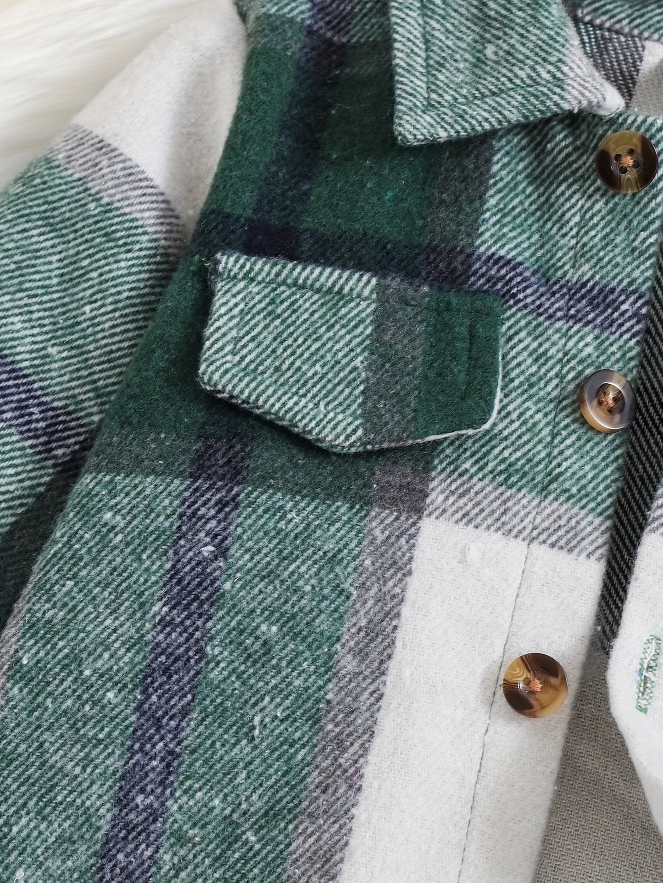2pcs for Baby Girls Clothes And Toddlers In Autumn And Winter, Including A Green Two-tone Plaid Long-sleeve Coat And A Black Camisole Jumpsuit, Perfect for Outdoor
