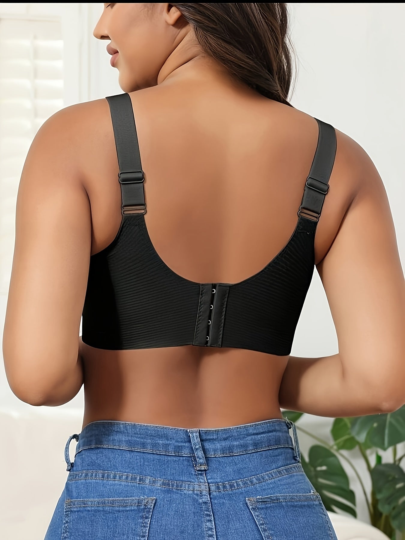 Set of 4 Esselegance Seamless Push-Up Bras - Features Adjustable Straps And Wire-Free for Everyday Use, Made from Ultra-Soft Breathable Material