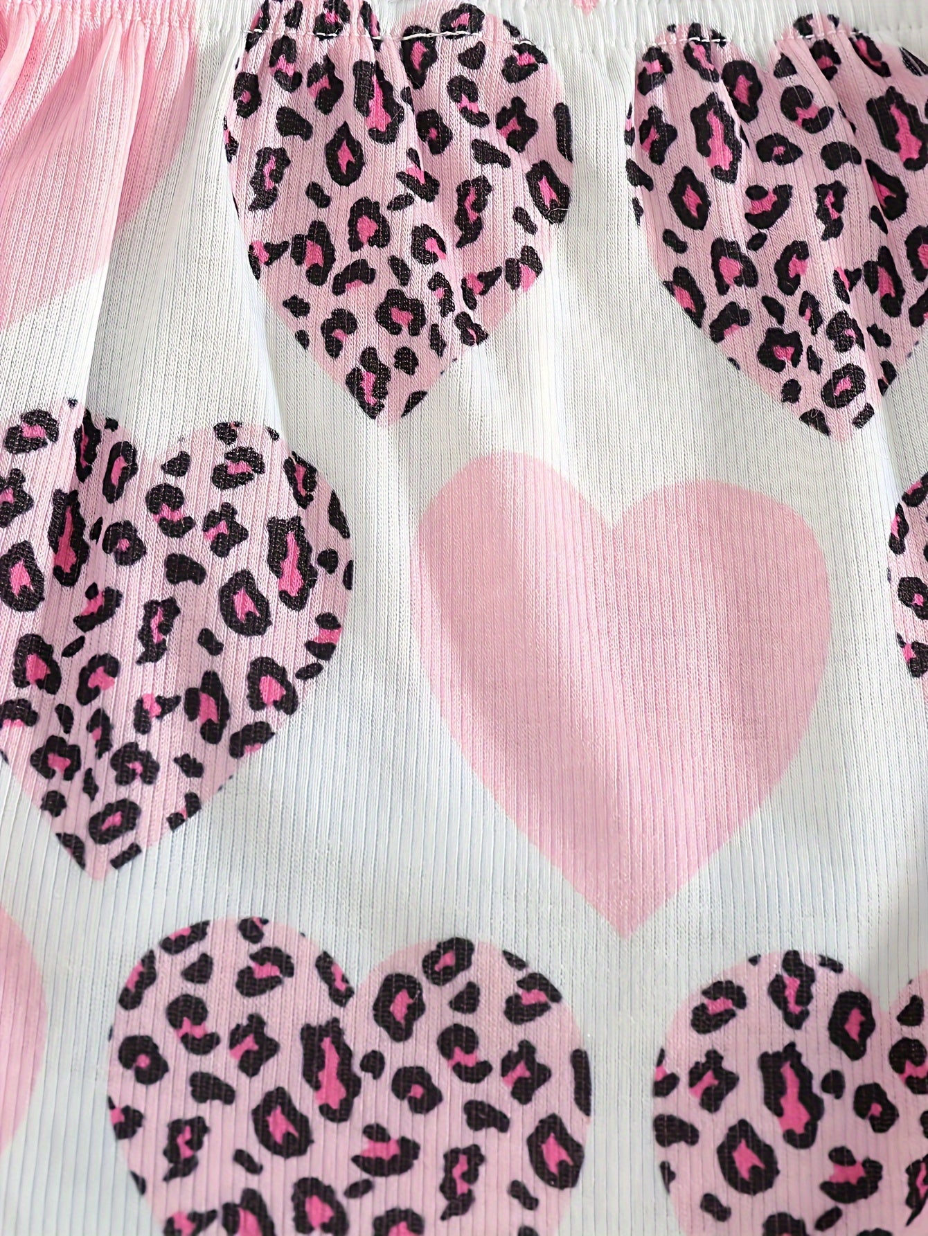 Girls' Shorts - School Season Gift - Summer Lightweight Design with Heart-shaped Pleated Edges - Baby Girl's 0-3 Years Old Small Pants - Versatile And Cute Casual Style - Suitable for Festivals And School Days - Girls' Shorts - Valentine's Day Gift