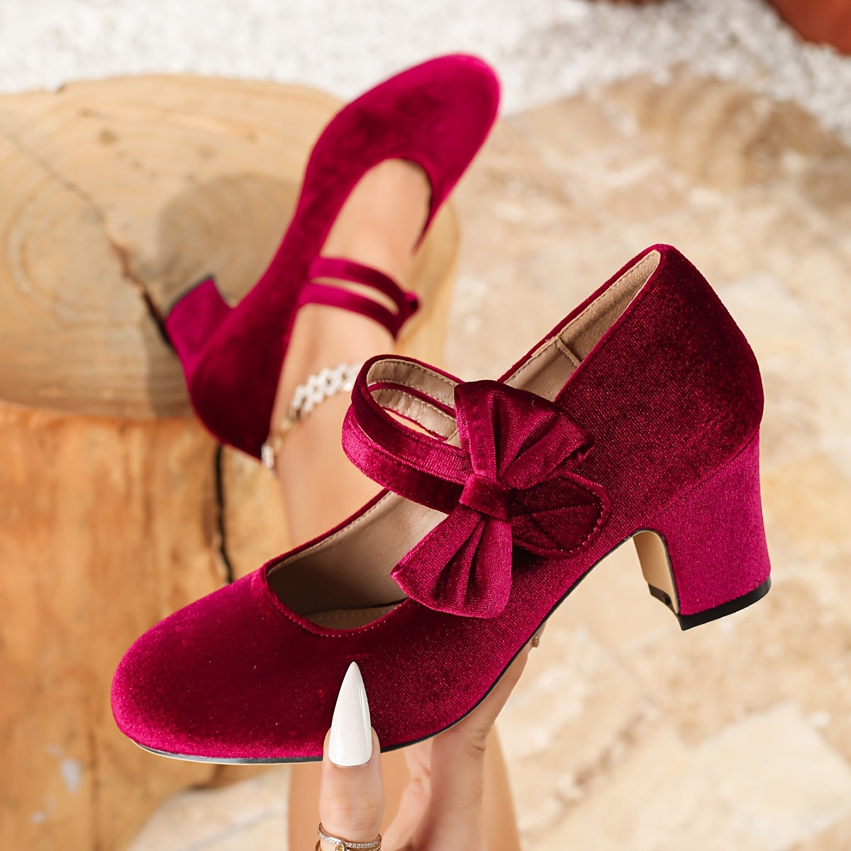 Chic And Sophisticated Round-Toe Velvet Pumps with a Chunky Heel And Bow, Perfect for Weddings, Parties, Office Attire, Everyday Wear, Christmas, And Spring/Autumn Outfits., Women Shoes