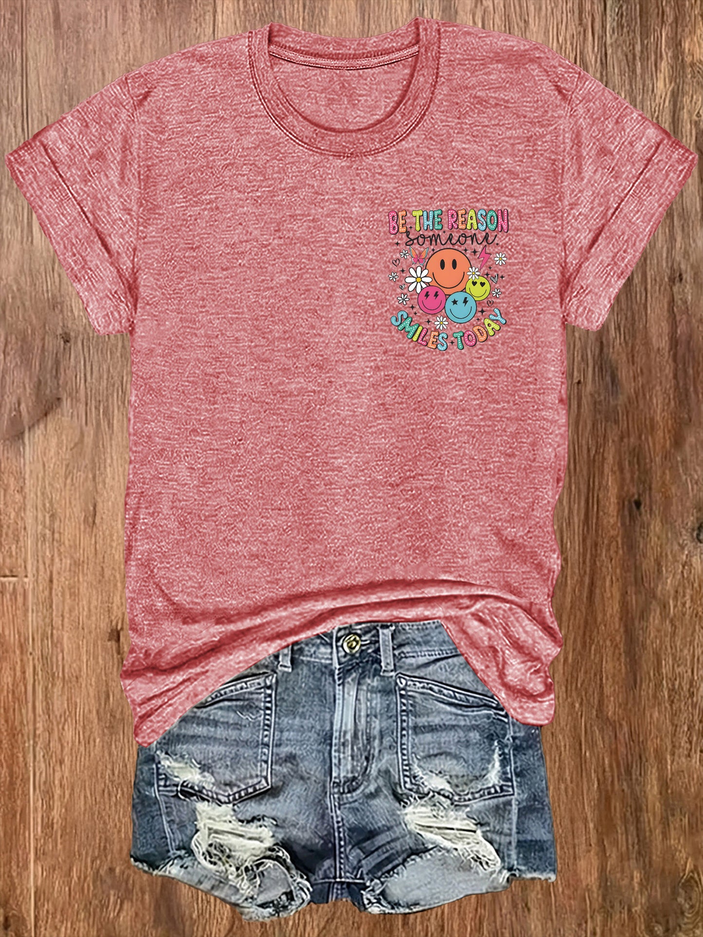 Women'S Casual Sports T-Shirt | Fun smiling Face Design, Lightweight & Breathable Fabric, Perfect For Beach And Park Outings - A Versatile And Trendy Addition To Your Wardrobe For Endless Joyful Adventures